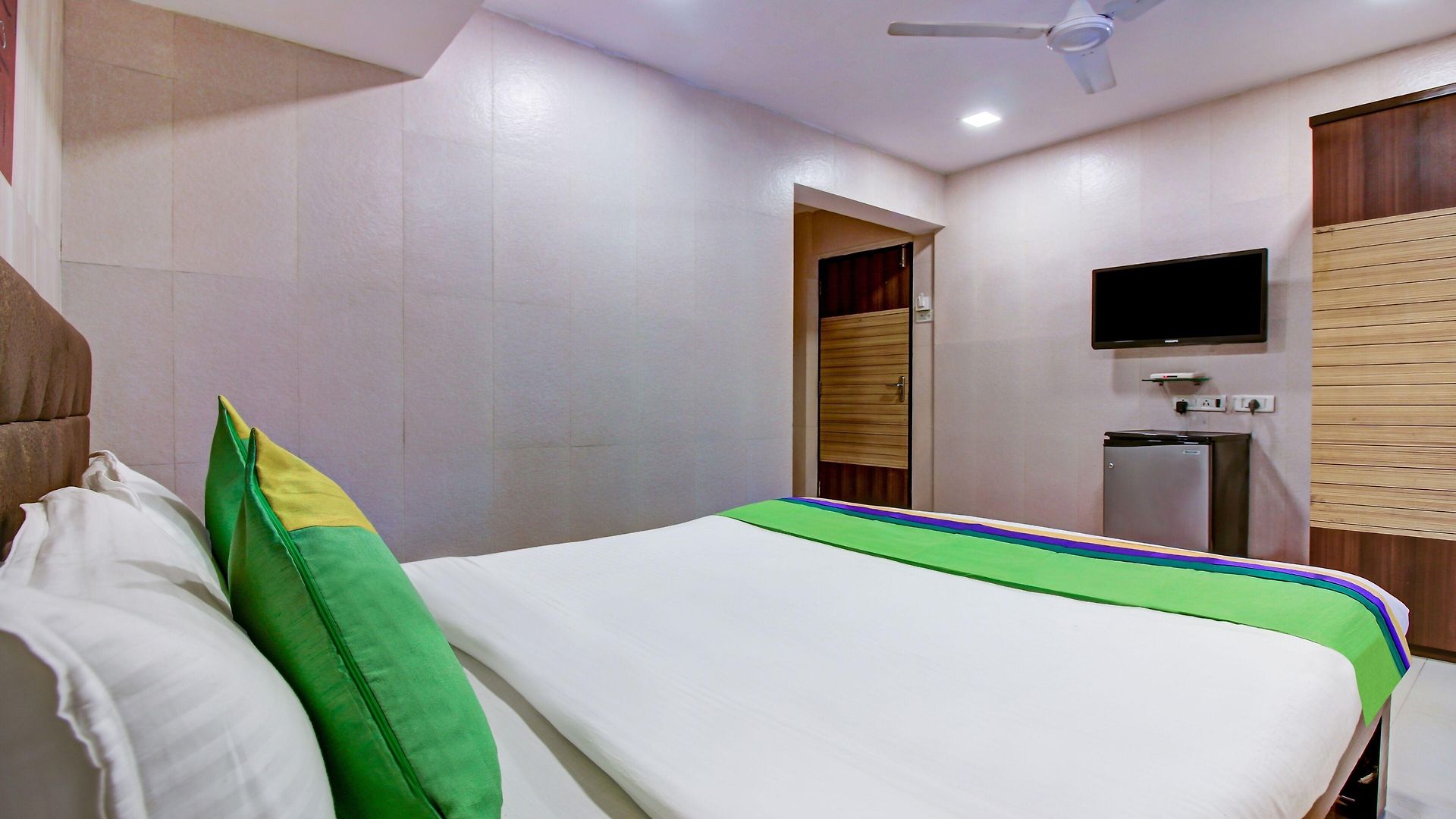 Hotel Treebo Bloom Powai Mumbai