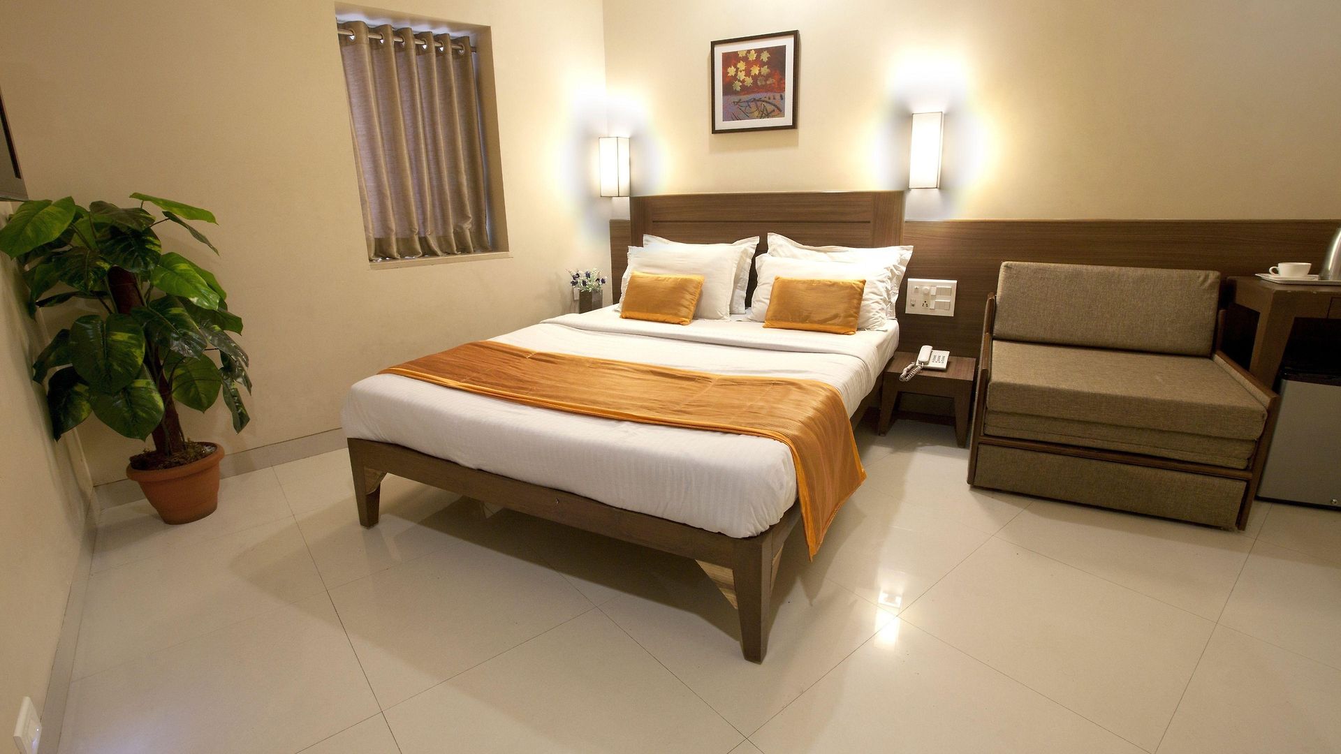 Fabhotel Rahat Hotel 3*