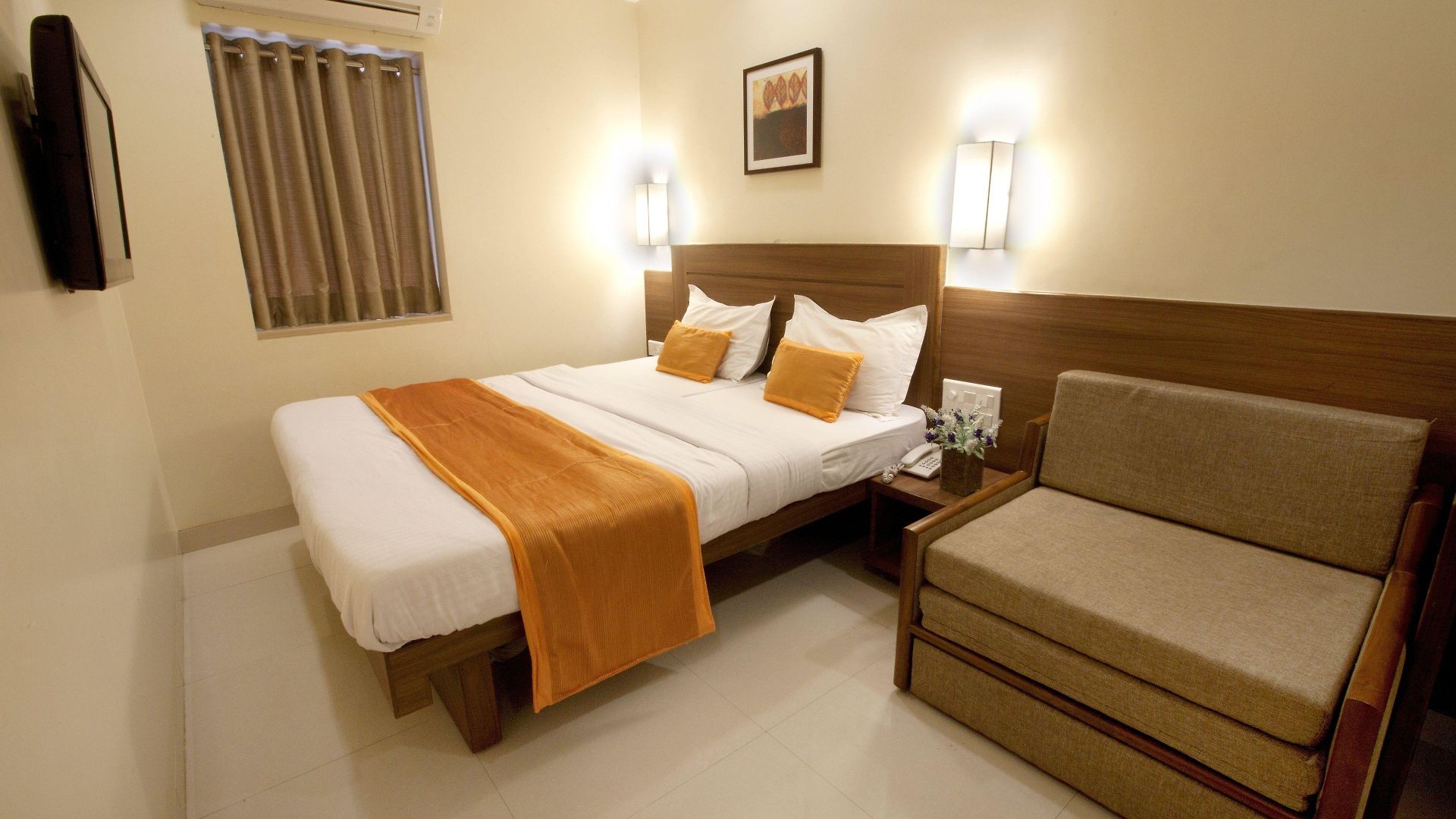 Fabhotel Rahat