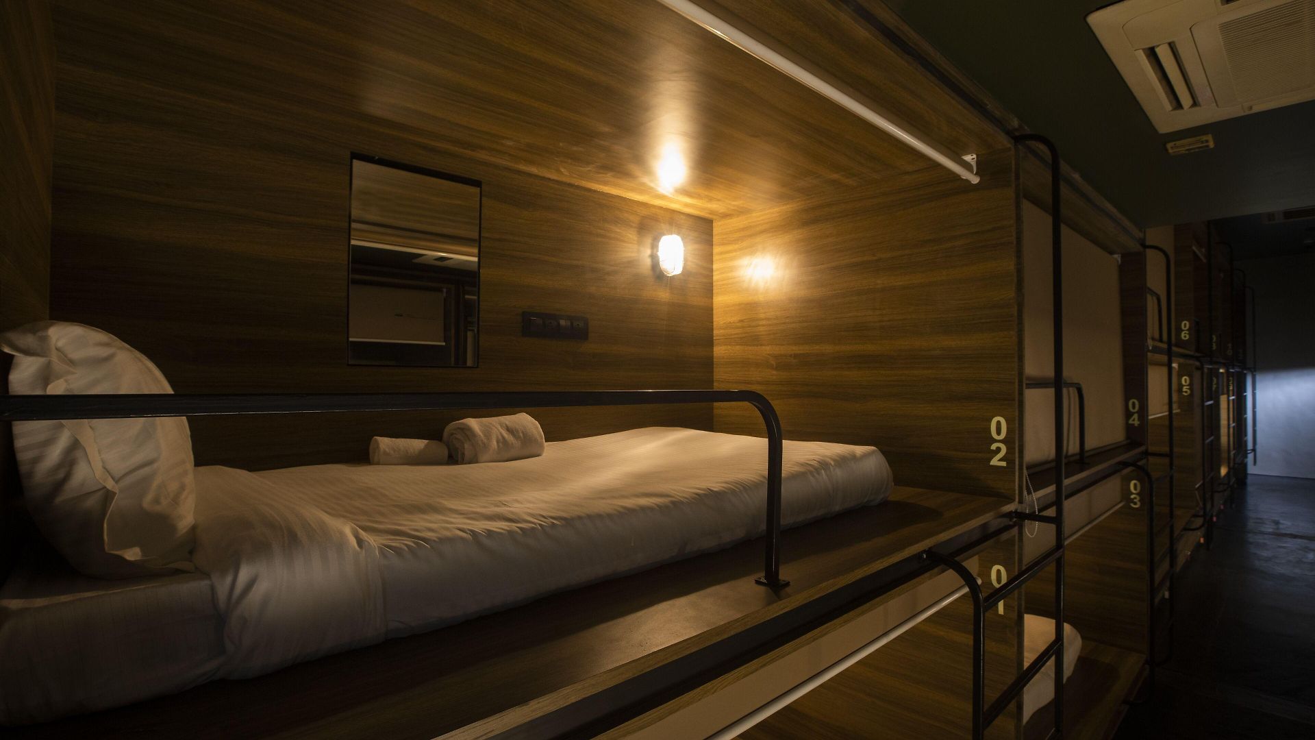 Mayura Aureole Coliving Hostel *