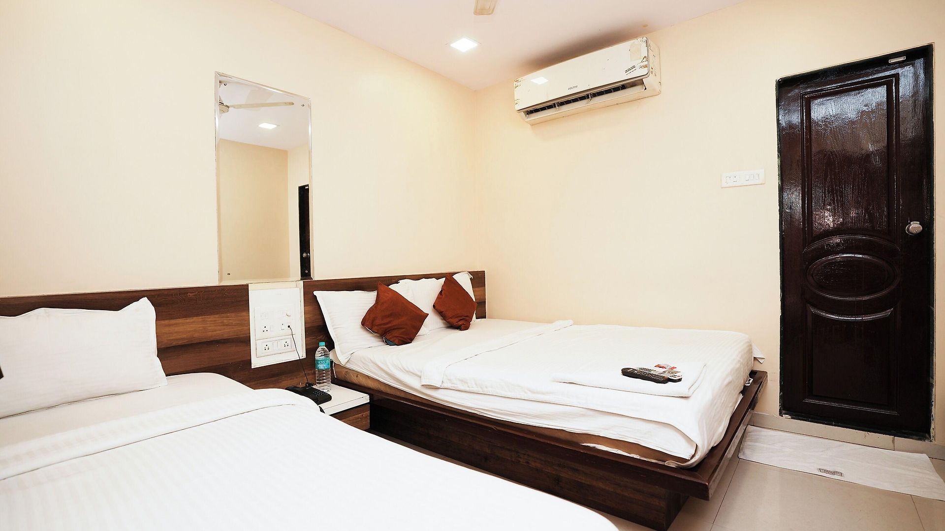 Collection O Airport Metro Andheri East 3*