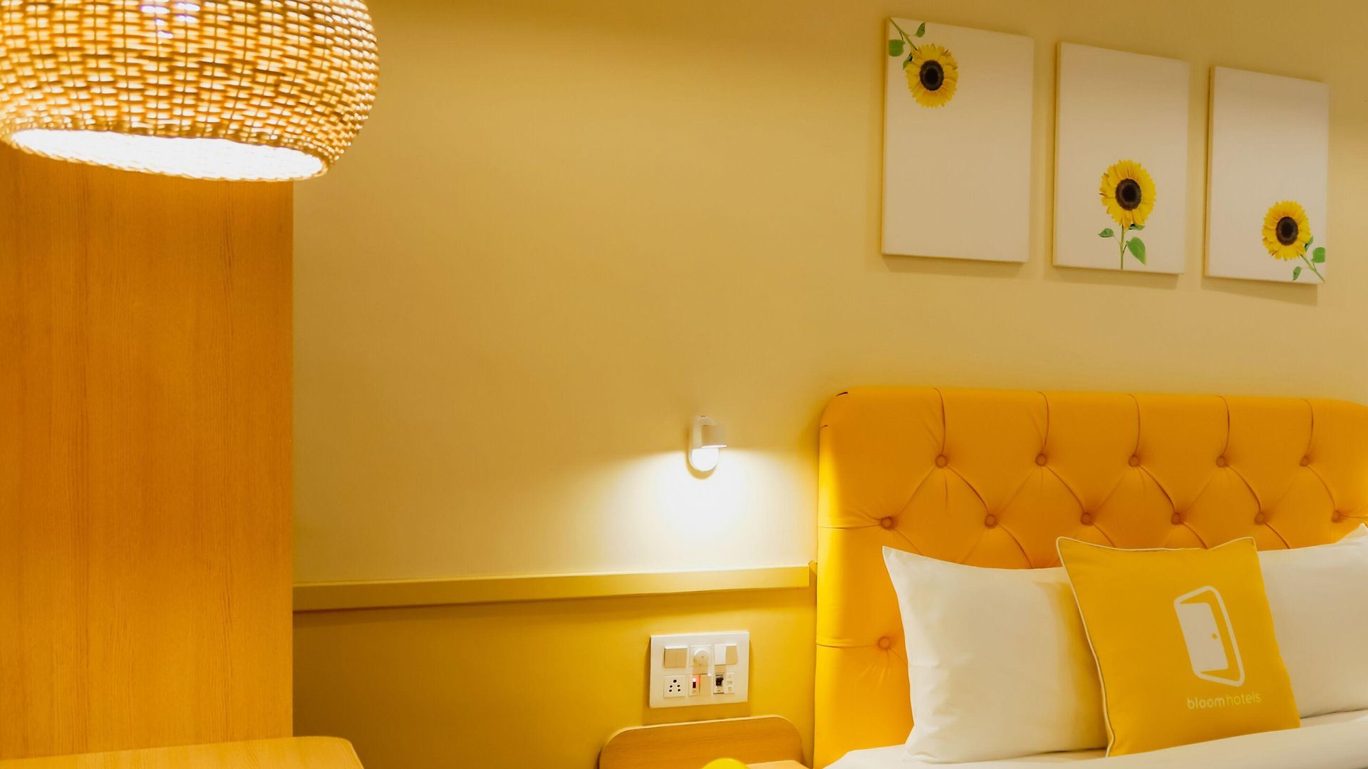 Bloom - Worli Hotel