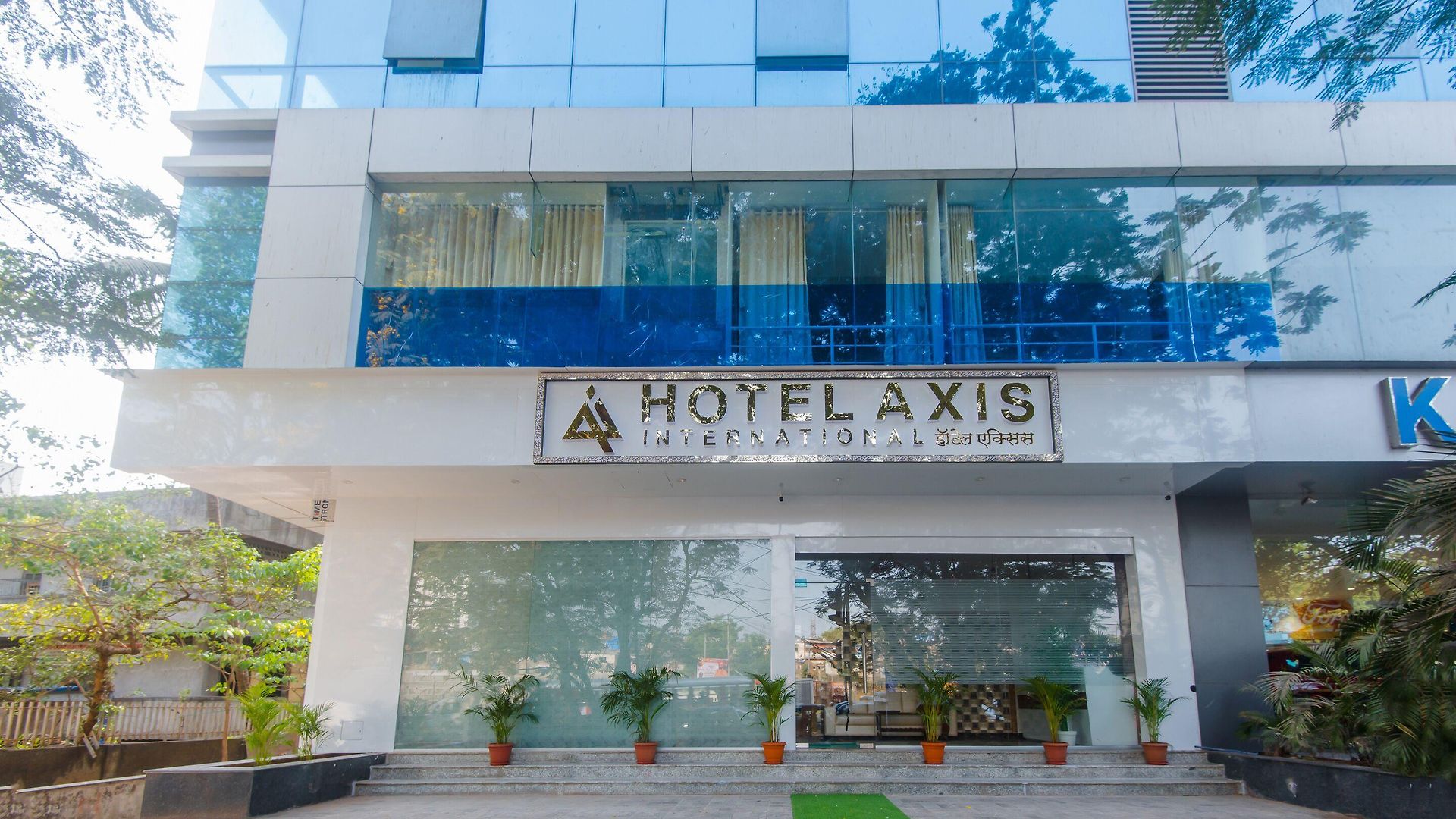 Hotel Fabhotel Axis International - Nr International Airport