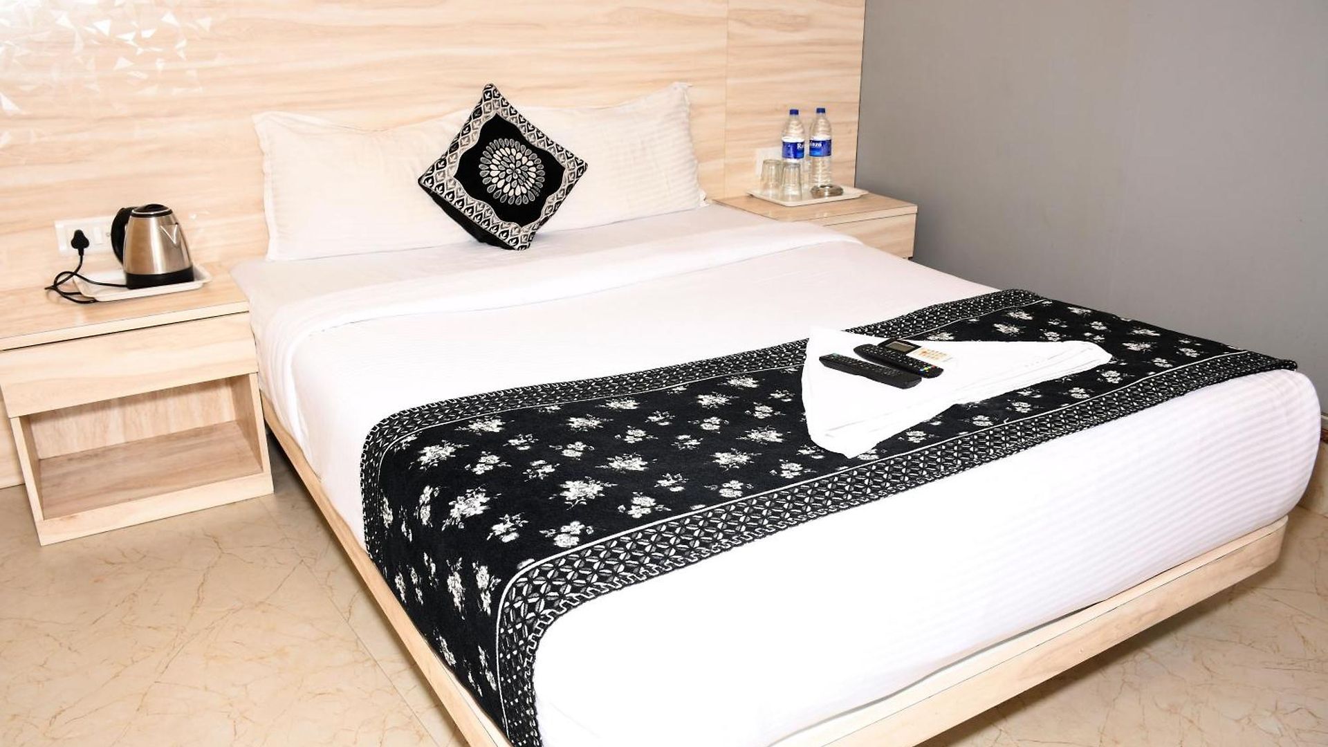 Kiwi International,hotel,mumbai