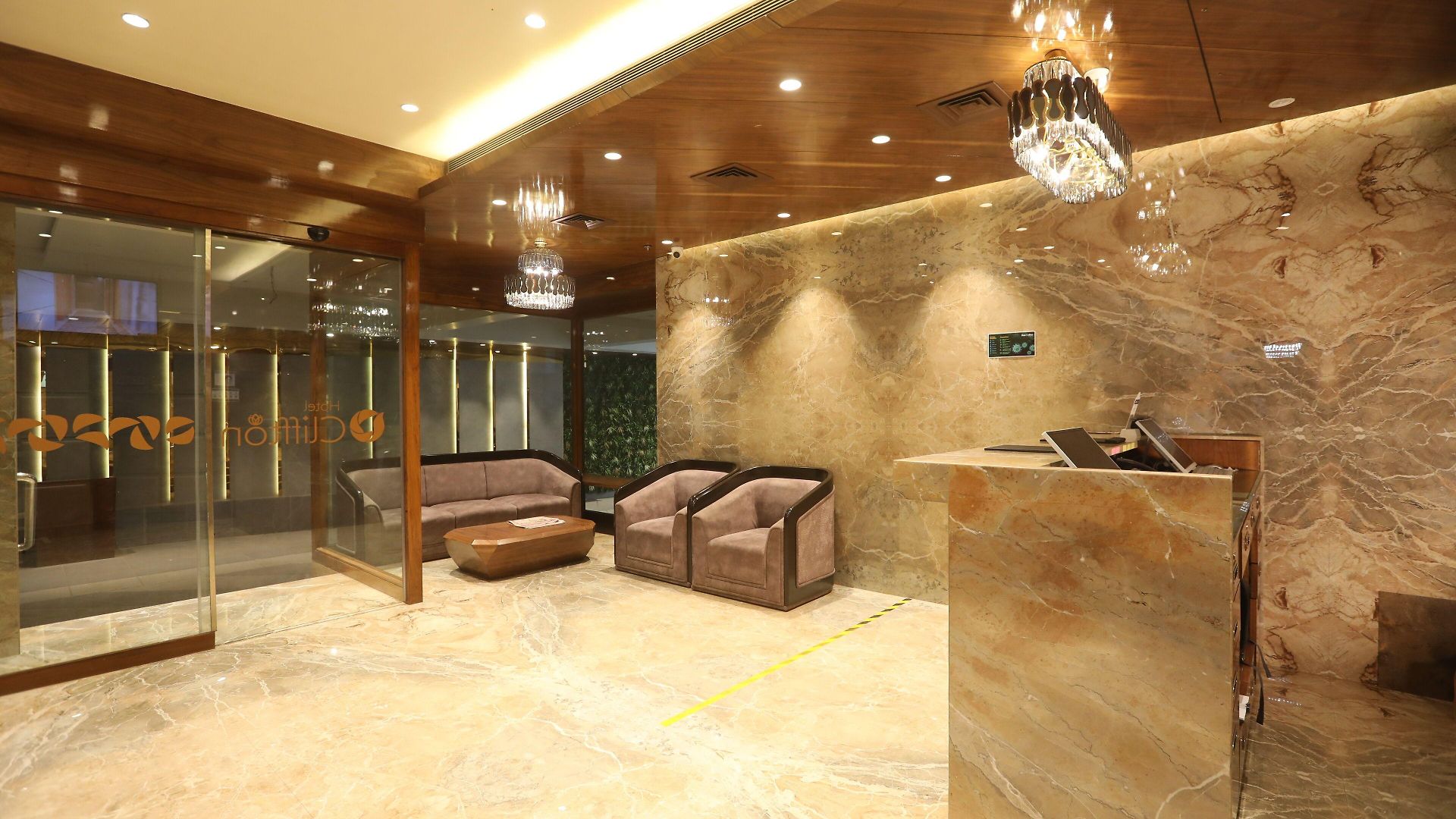 Cliffton Hotel Mumbai
