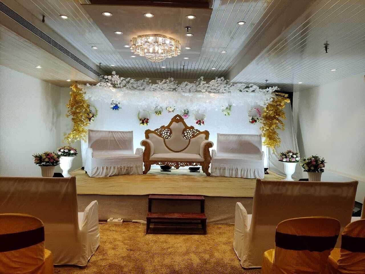 Cliffton 4* Mumbai