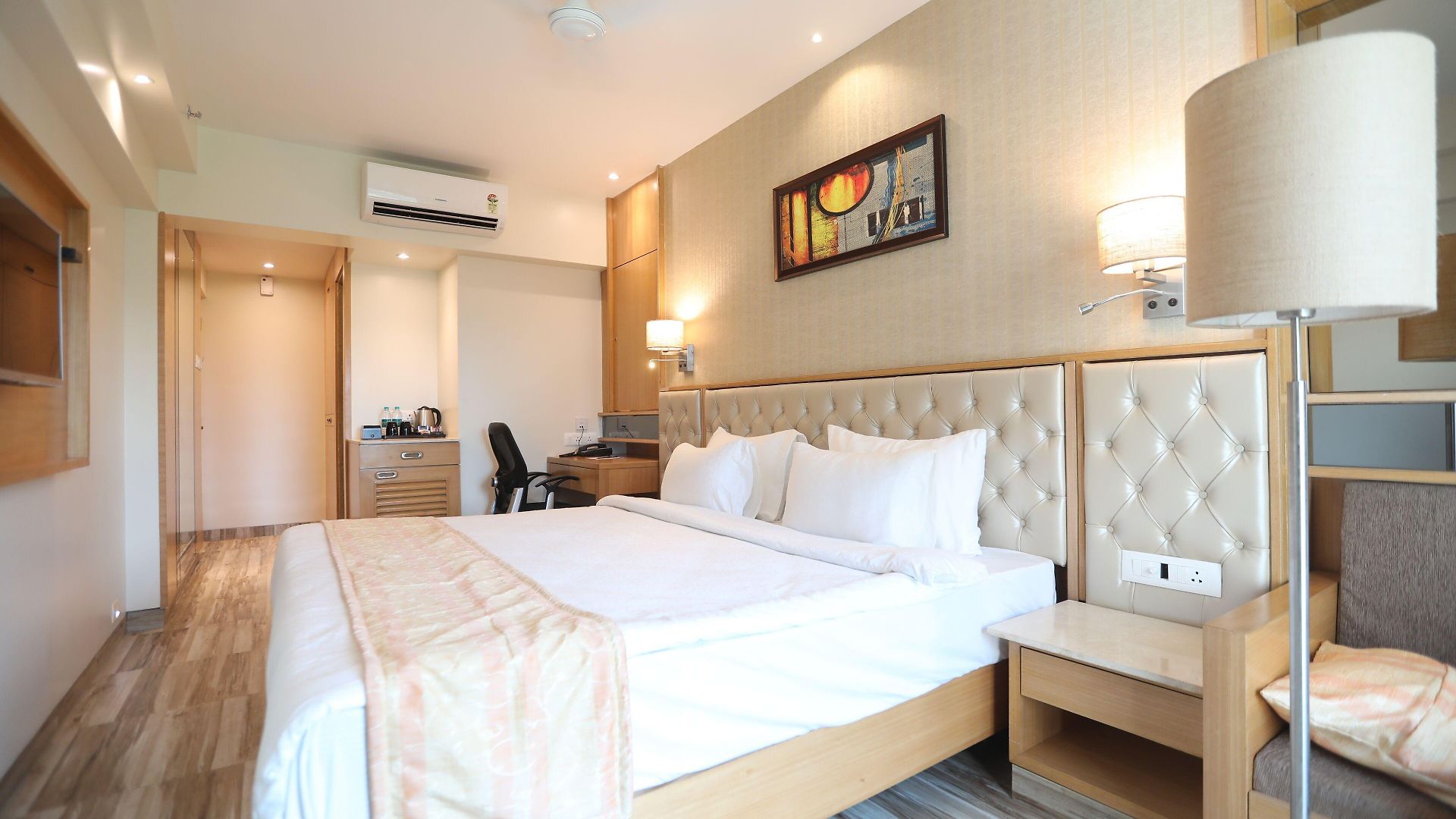 Cliffton Hotel Mumbai