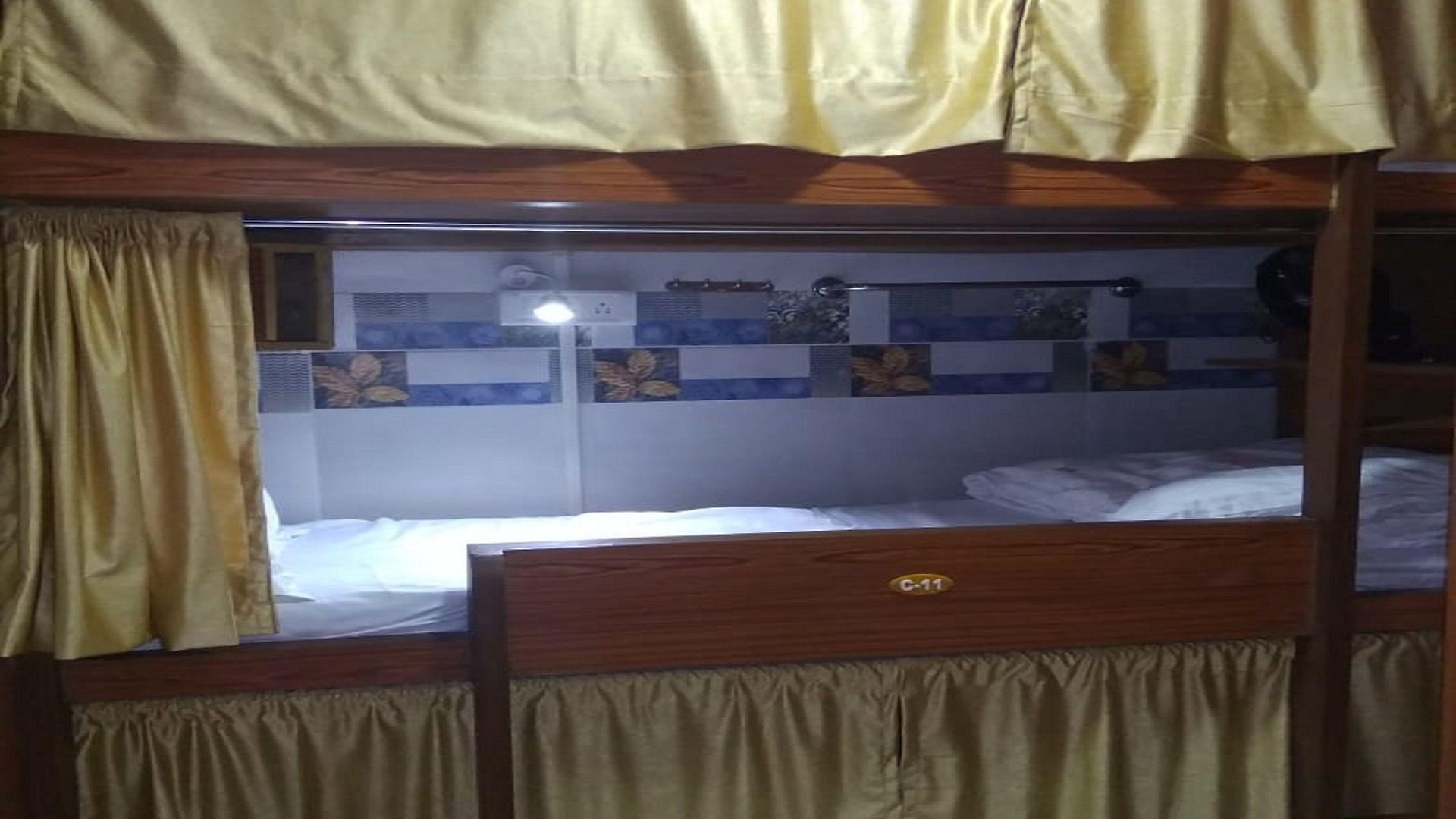 Ahlan Apple Hostel *
