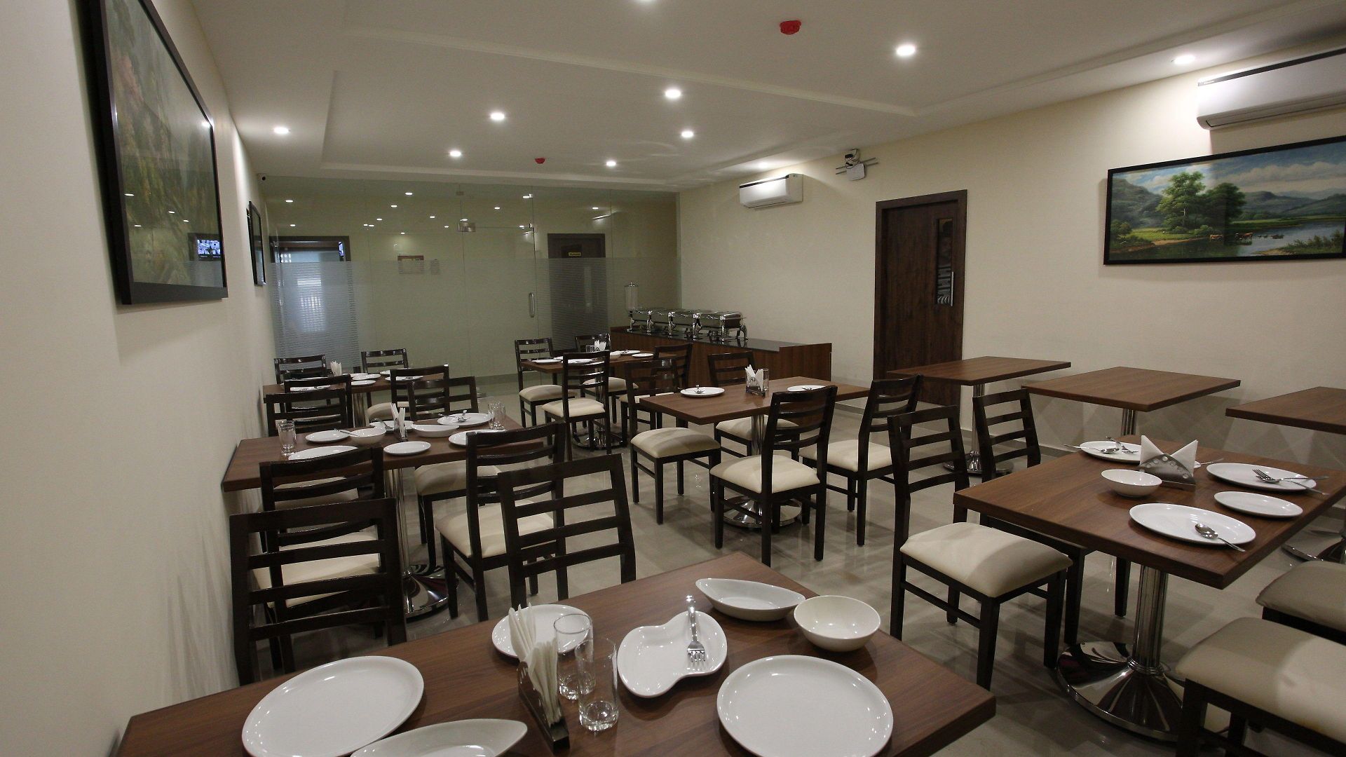 Hotel Ocean 2*