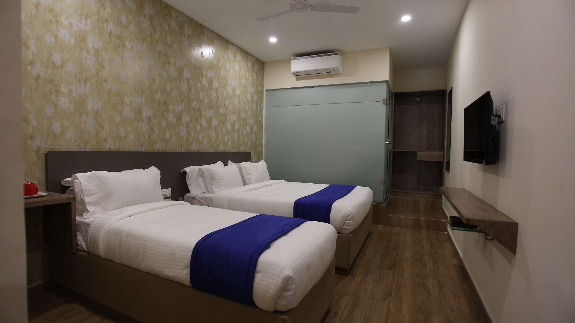 Ocean Hotel 2*