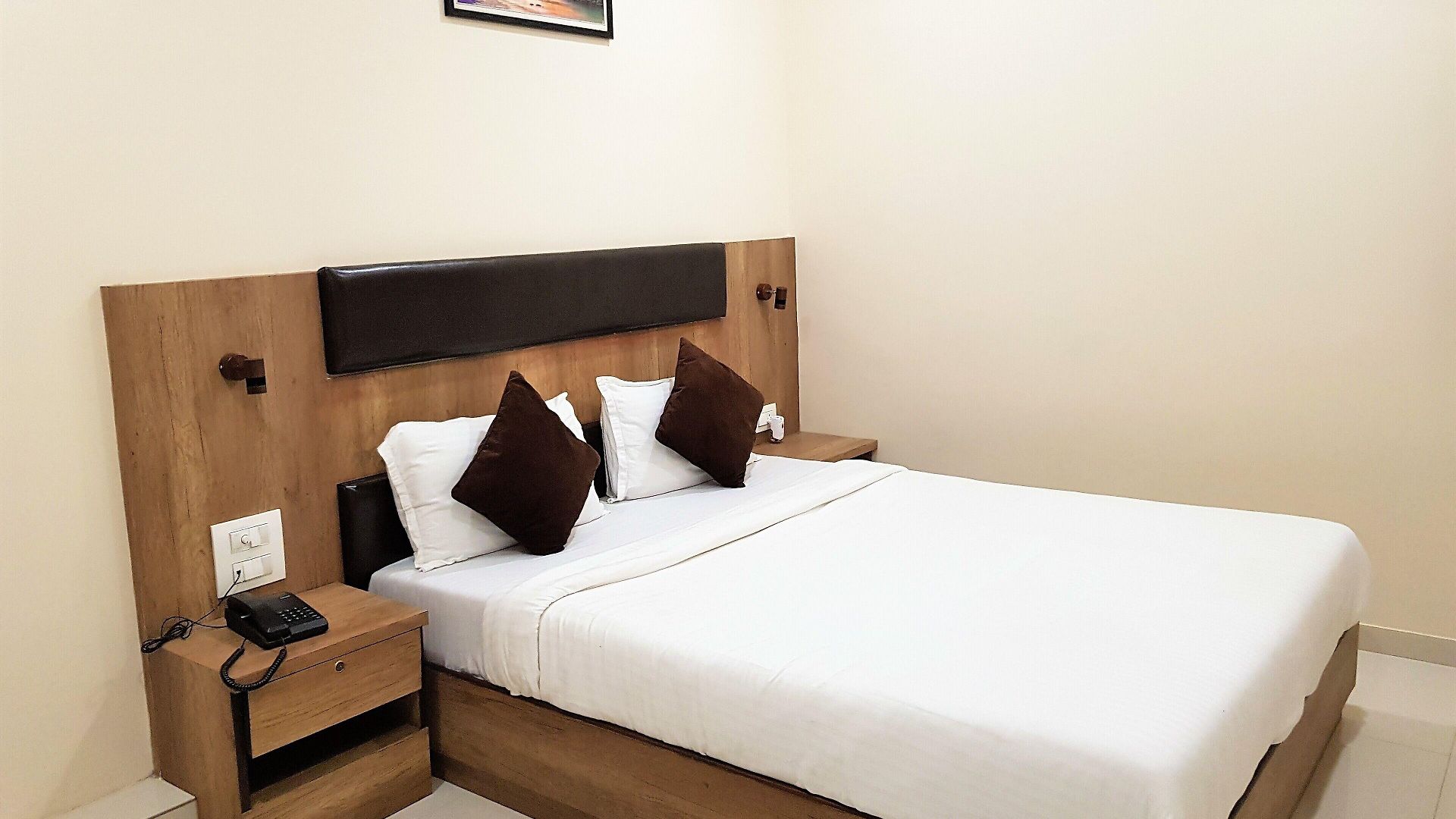 Hexa Royal Elite Hotel