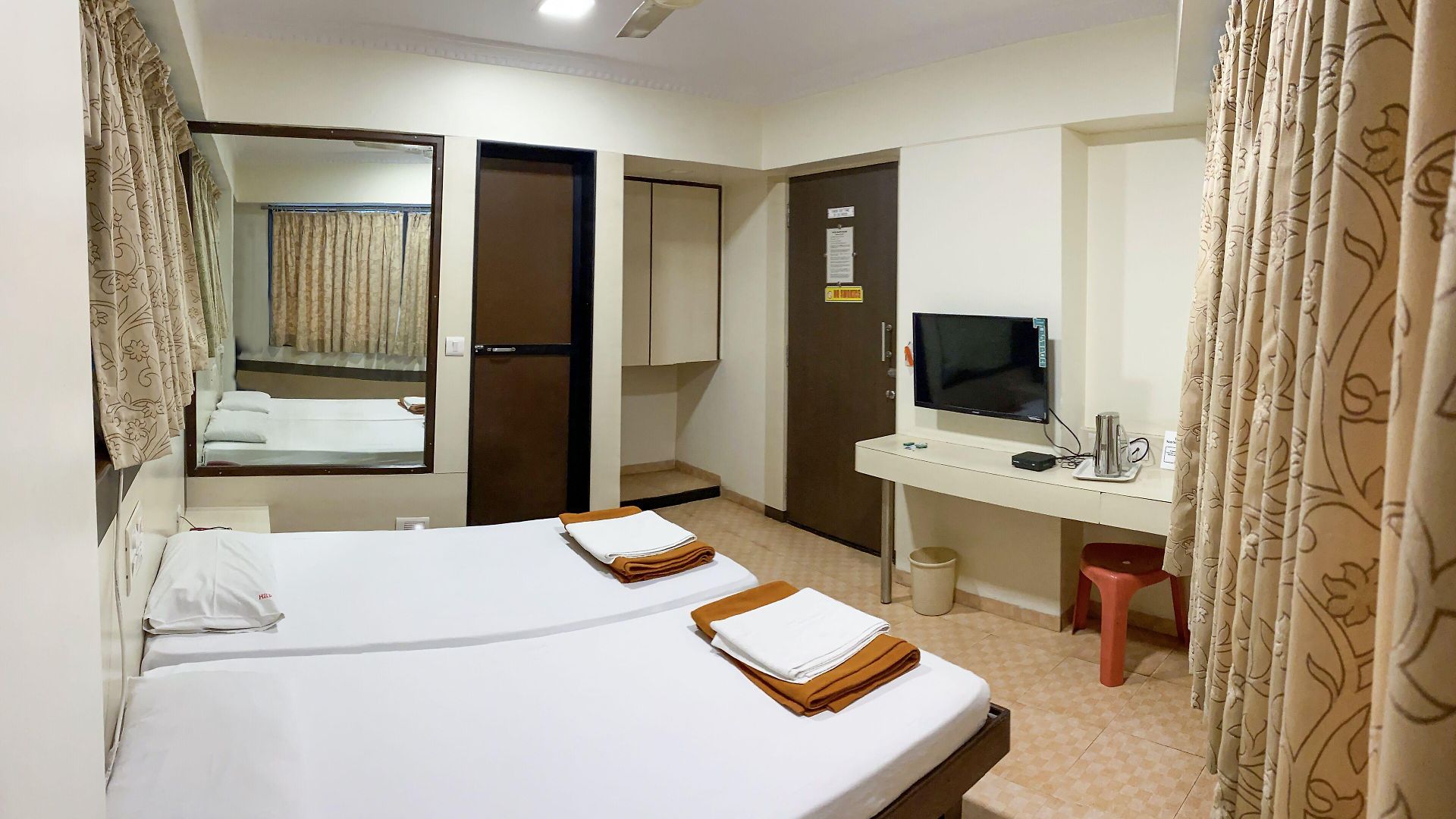 Hotel Shanti Palace Mumbai