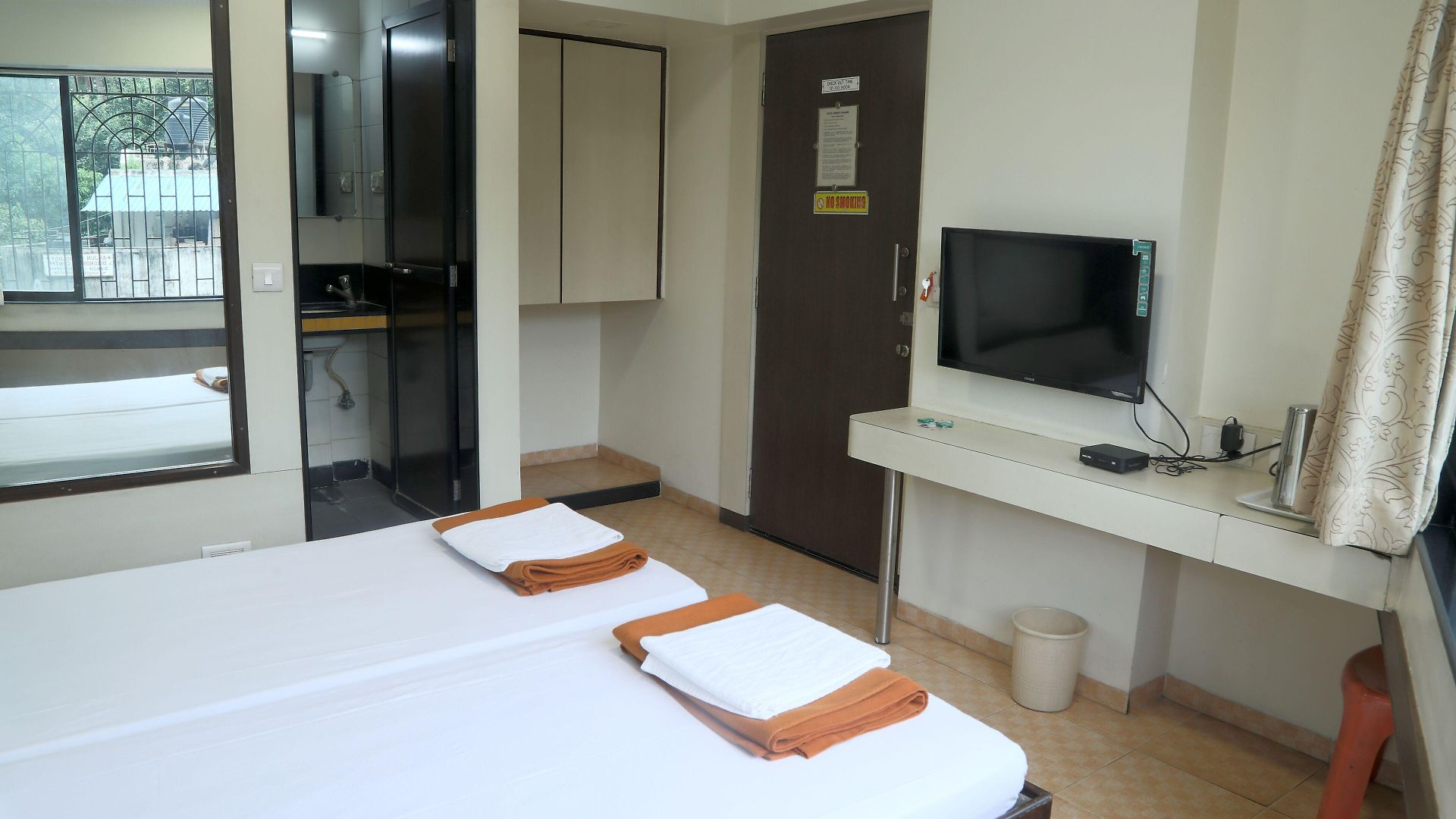 Shanti Palace Hotel Mumbai