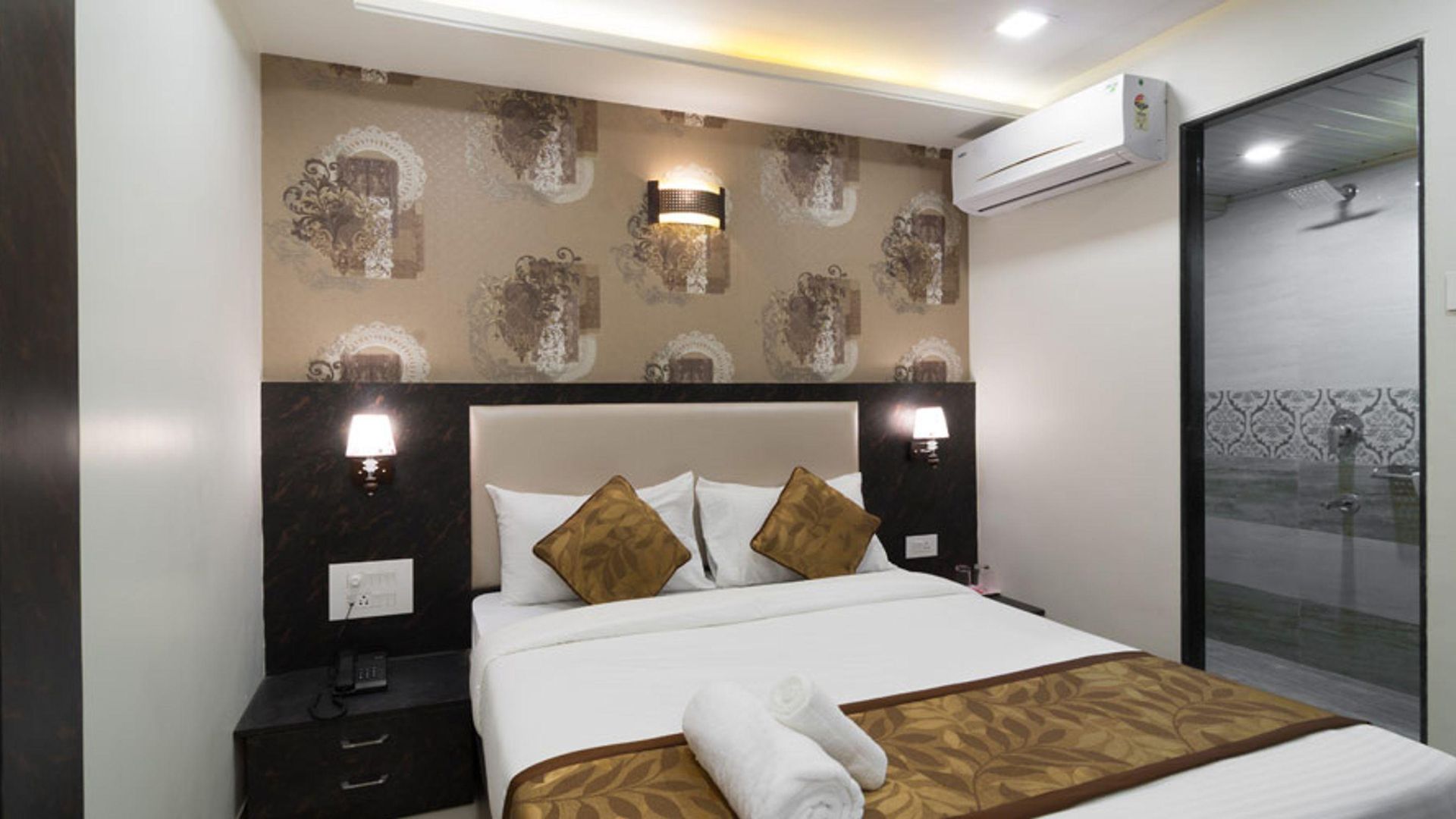 Oyster Hotel