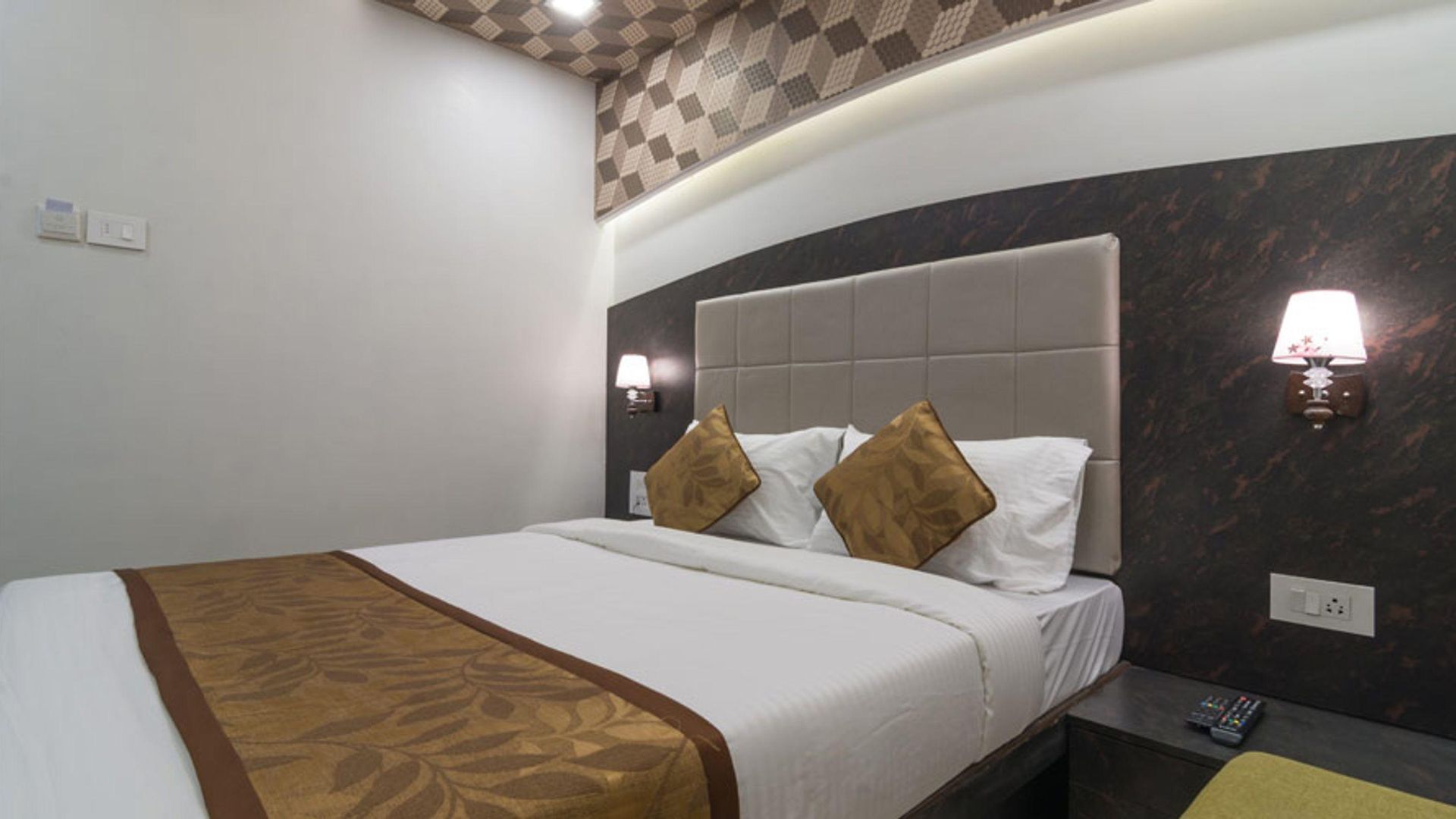 Hotel Oyster Mumbai