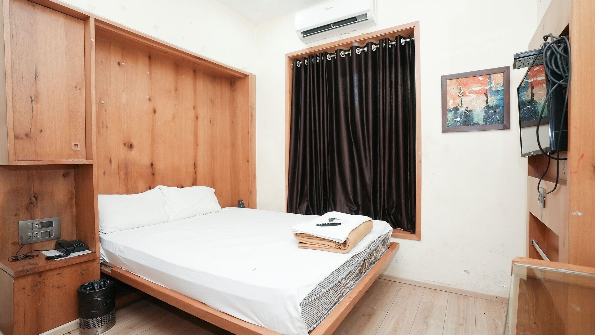 Elegance Nx Hotel Mumbai