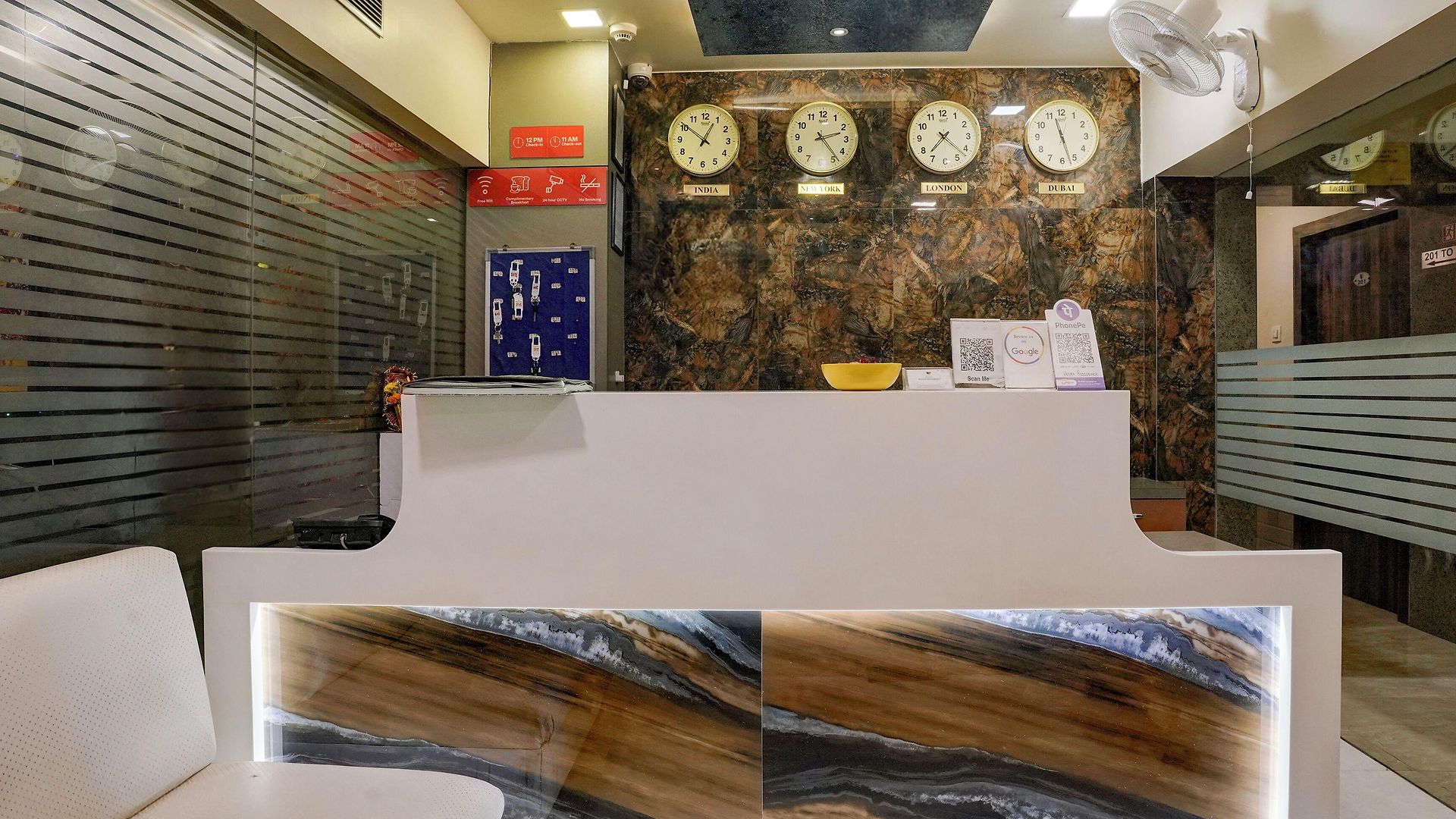 Hotel Fabhotel Veera Residency - Nr Airport 3*