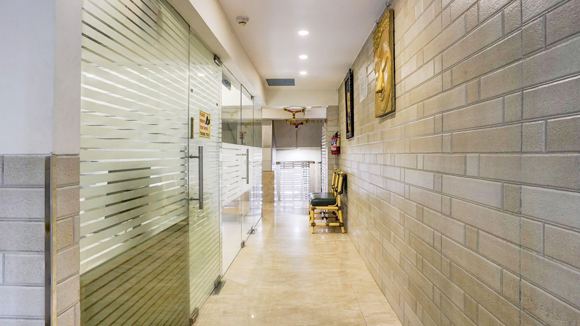 Fabhotel Veera Residency - Nr Airport Hotel