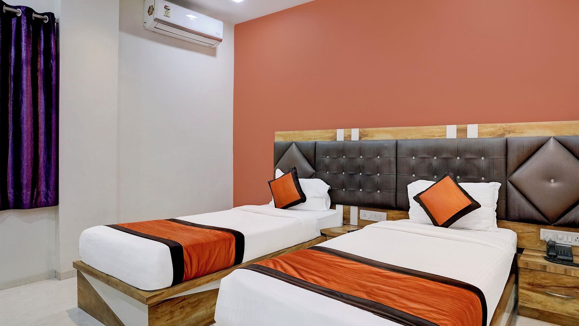 Fabhotel Veera Residency - Nr Airport Hotel