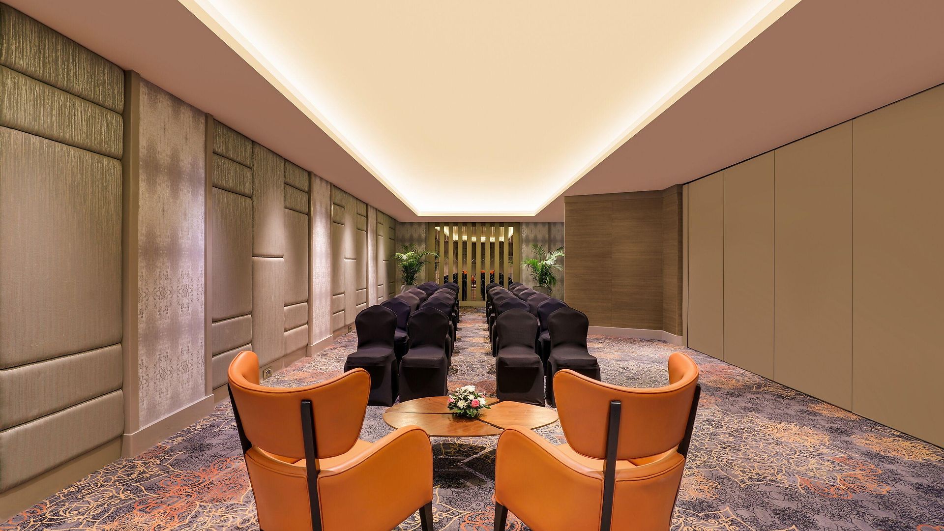 Lemon Tree Premier, Malad,