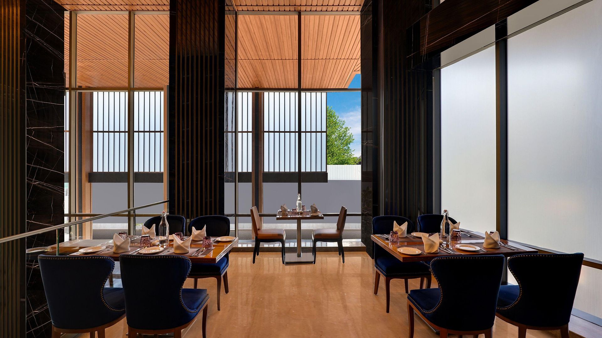 Lemon Tree Premier, Malad,