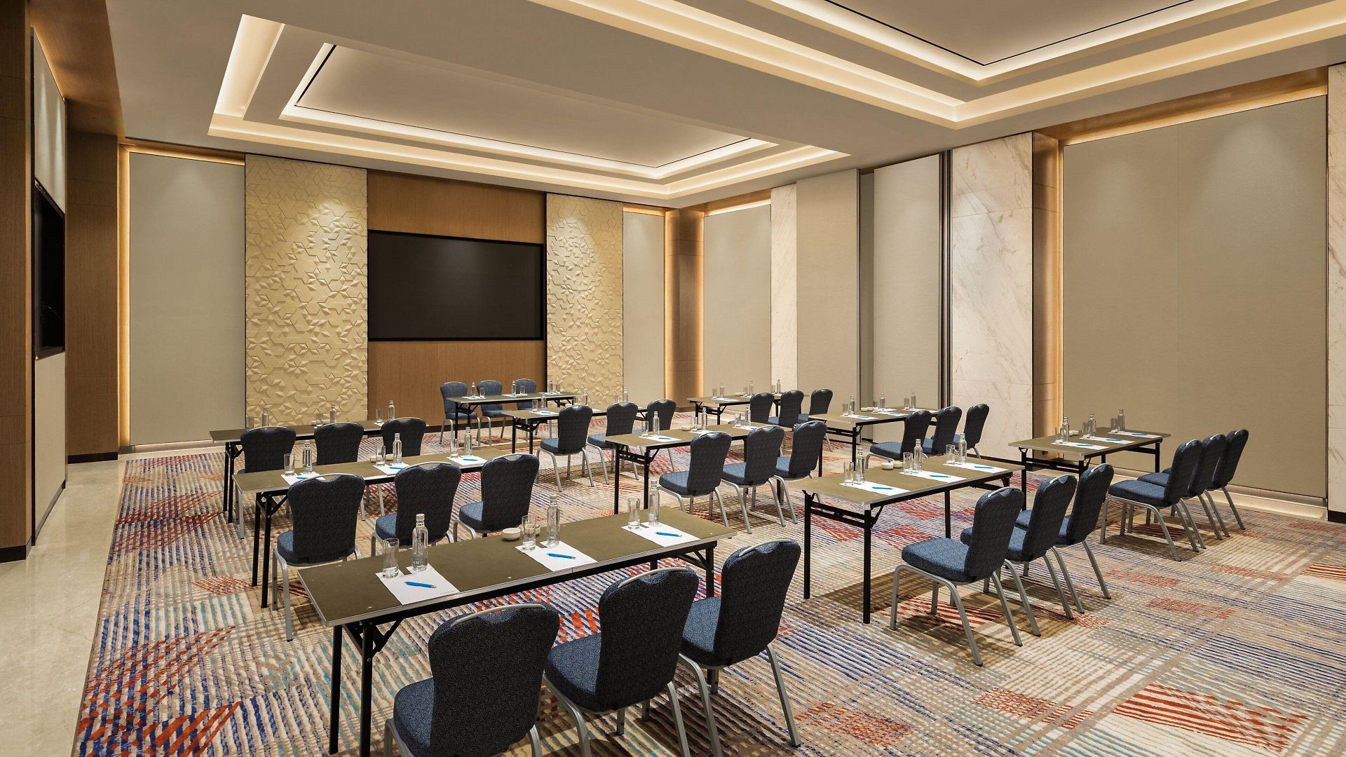Fairfield By Marriott International Airport