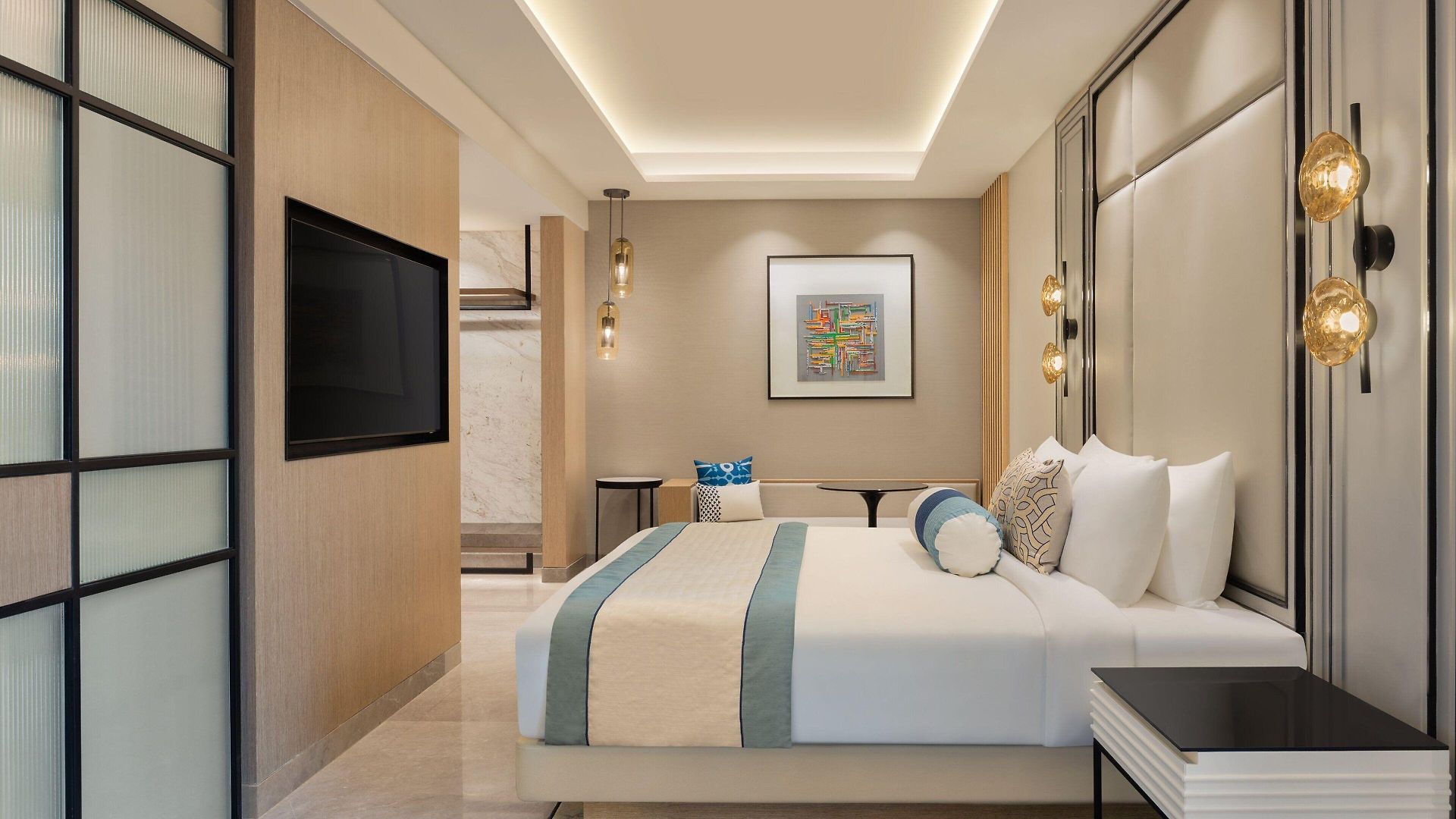 Fairfield By Marriott International Airport 4*