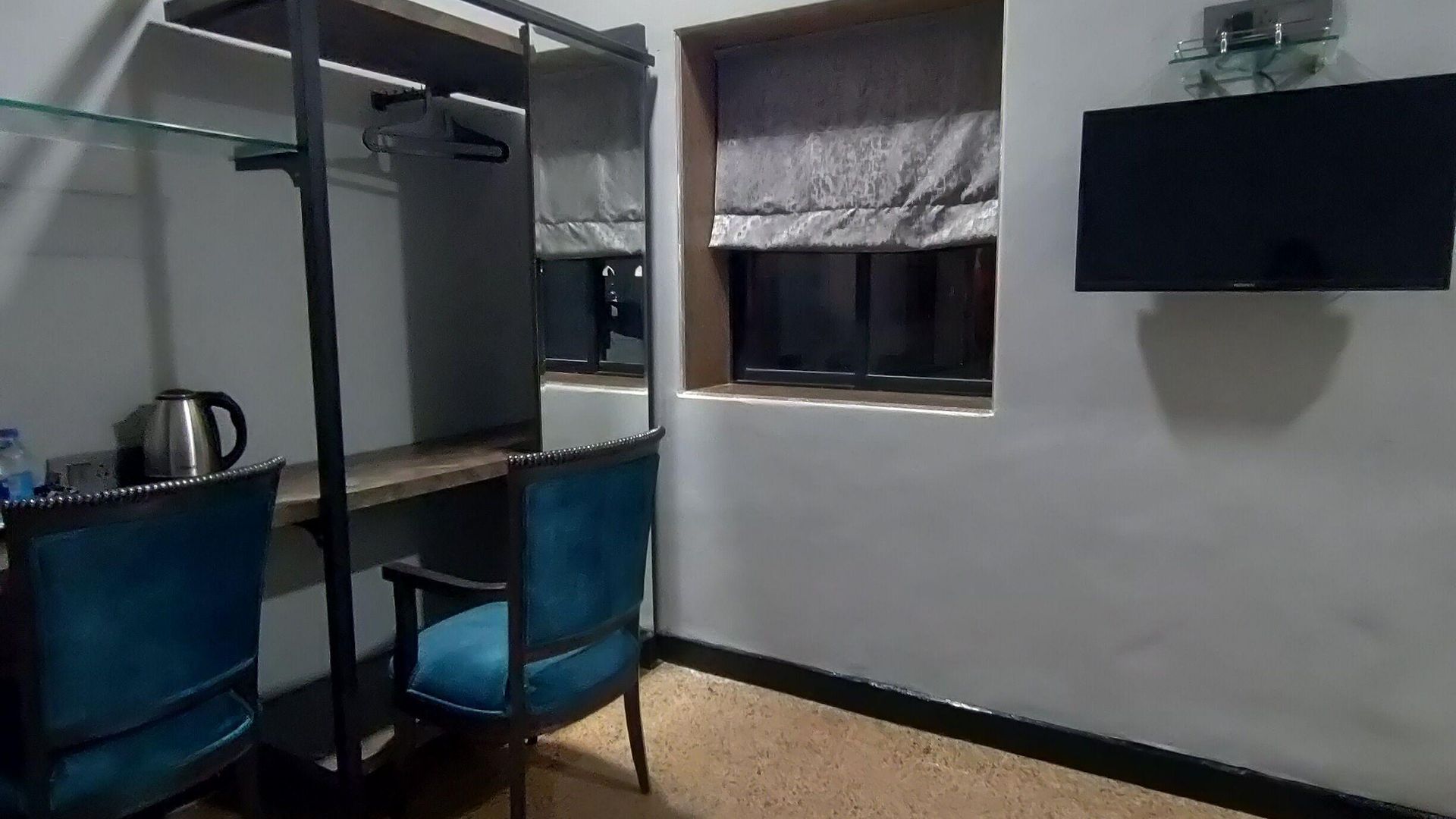 Hostel Backpacker Cowies Mumbai
