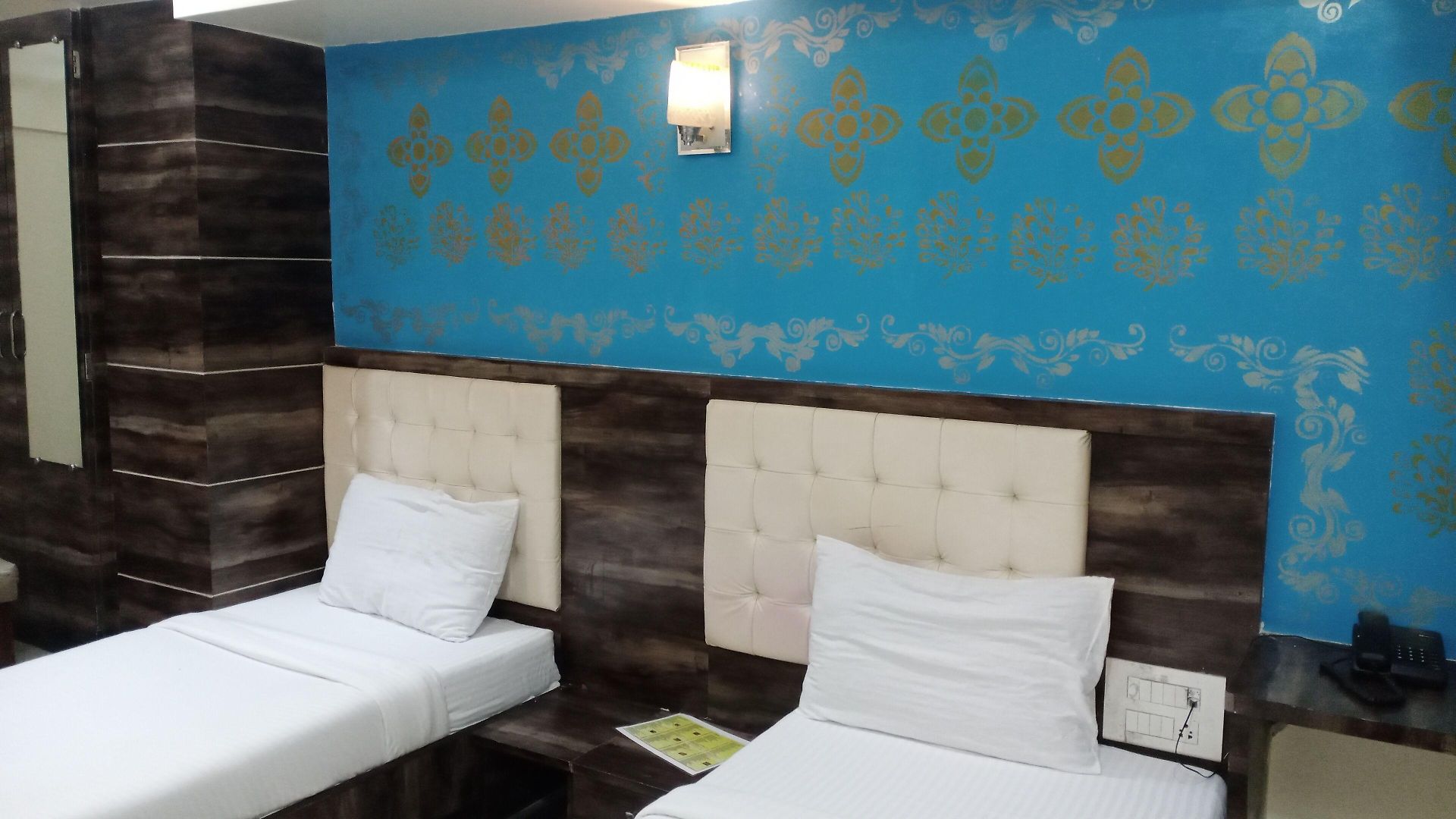 Golden Park Hotel 3*