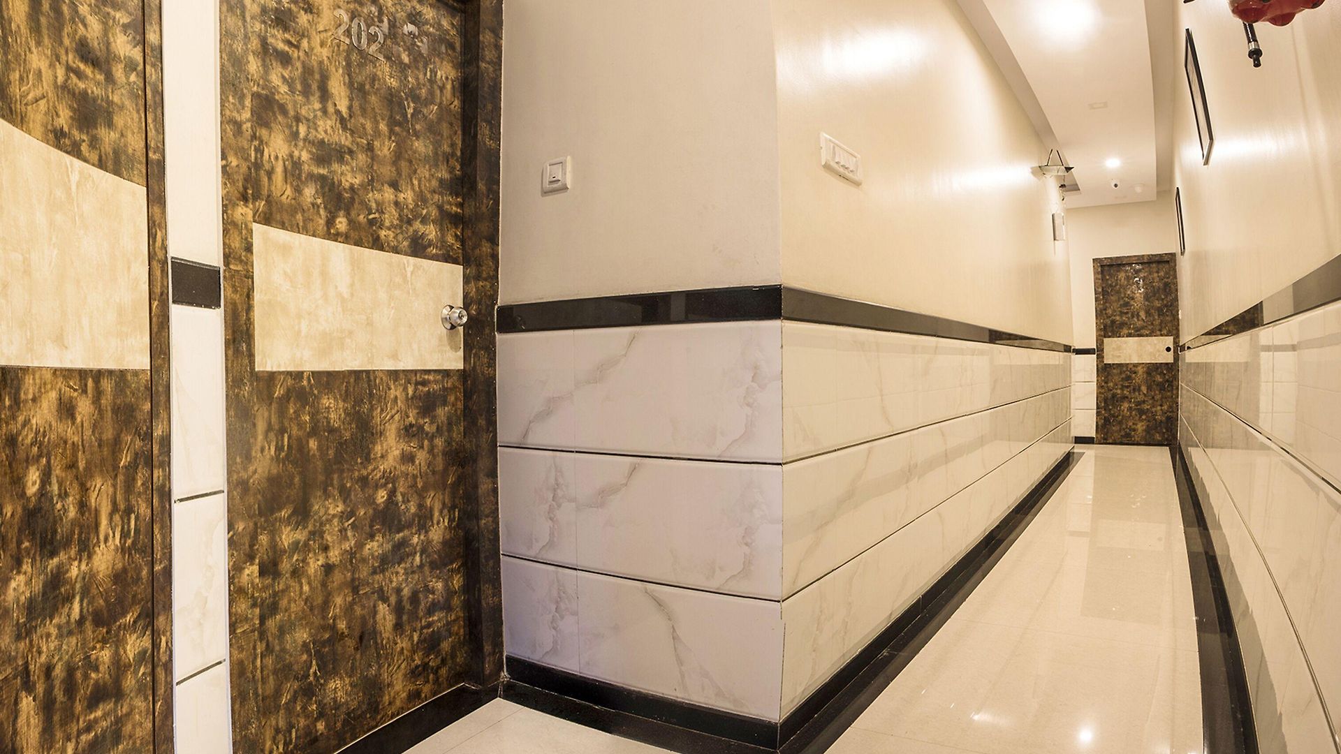Fabhotel Embassy Grand Hotel Mumbai