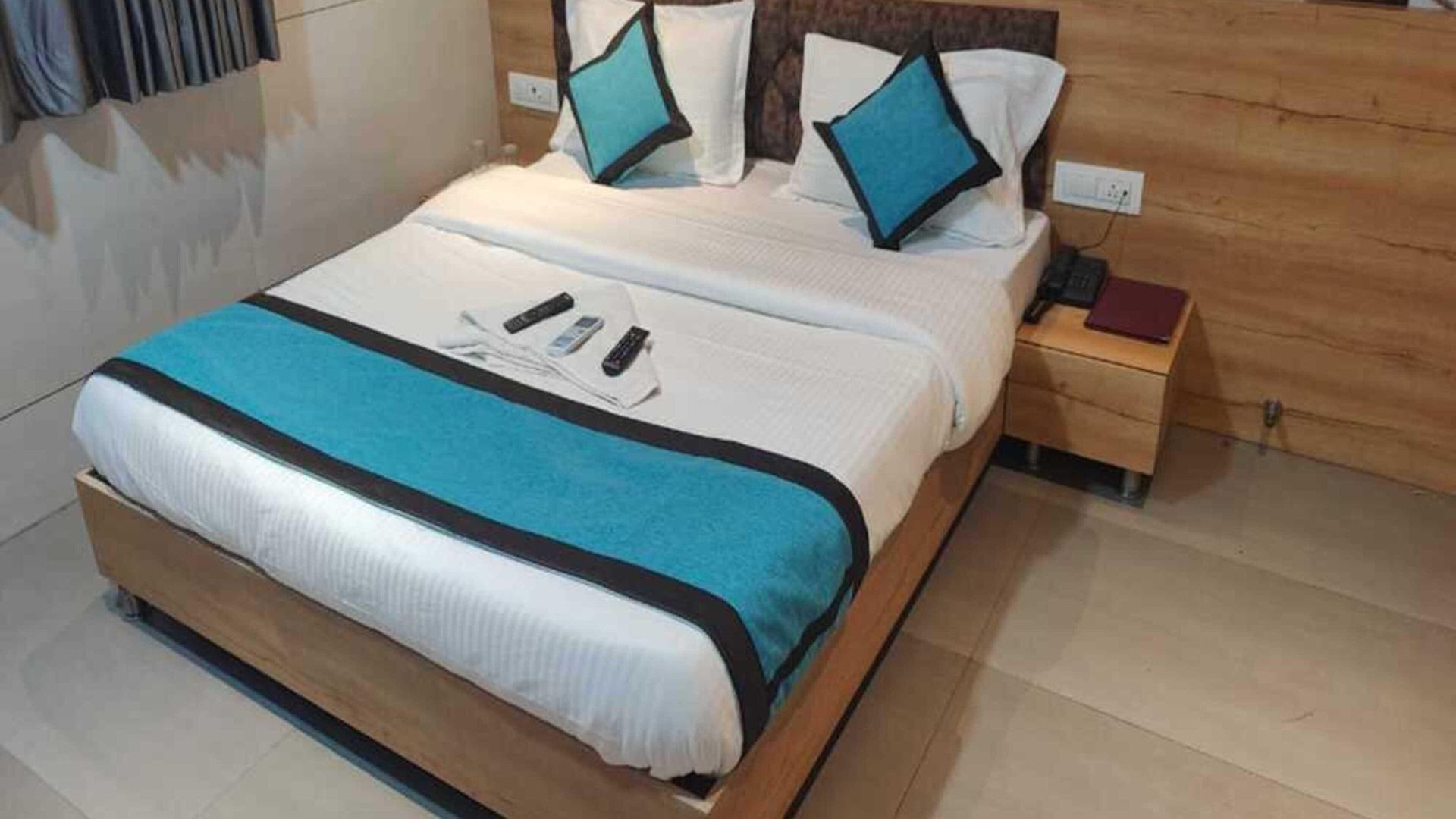 Hotel Prasad Nx Mumbai
