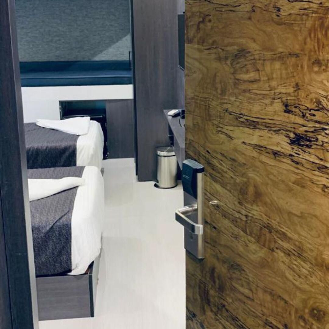 Larmont Luxury Hotel Mumbai