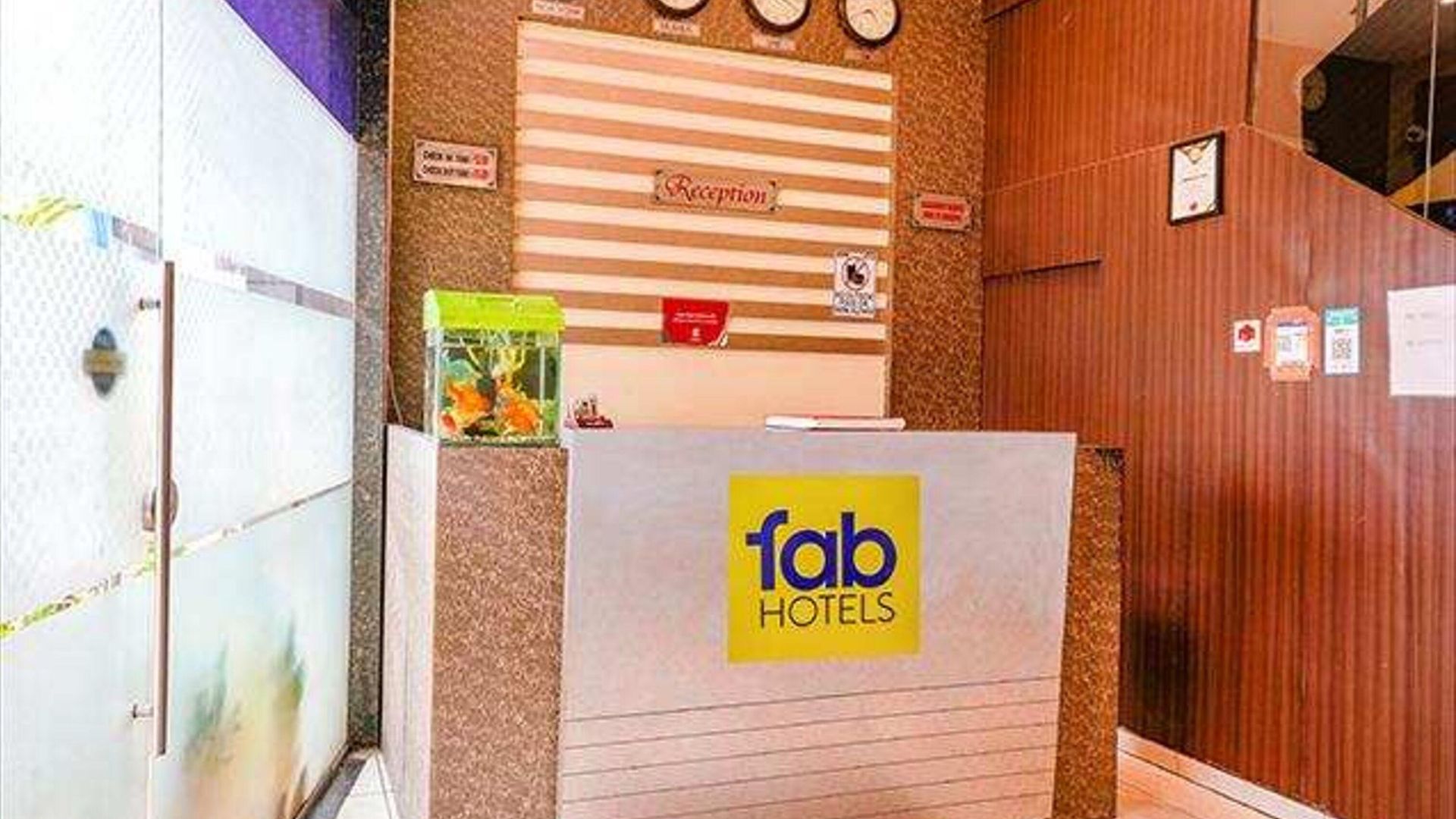 Fabexpress Emerald Hotel