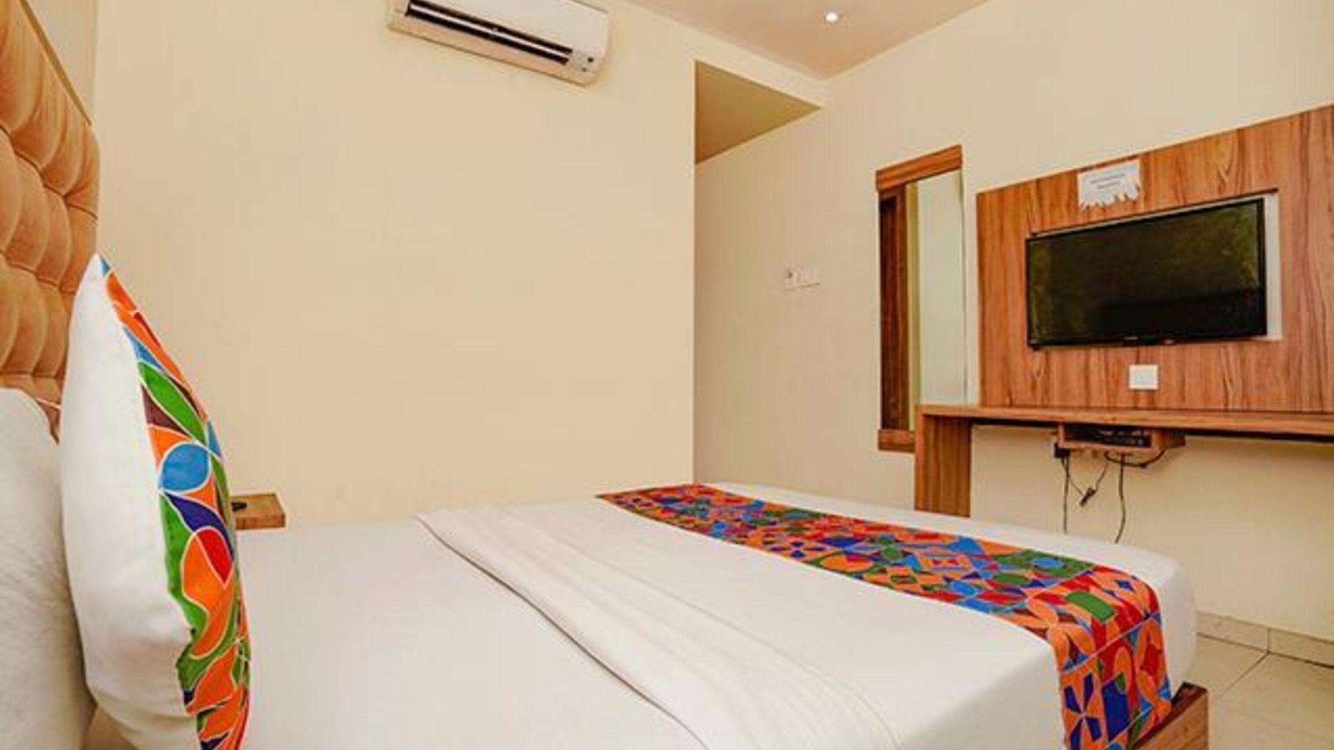 Fabexpress Emerald Hotel Mumbai