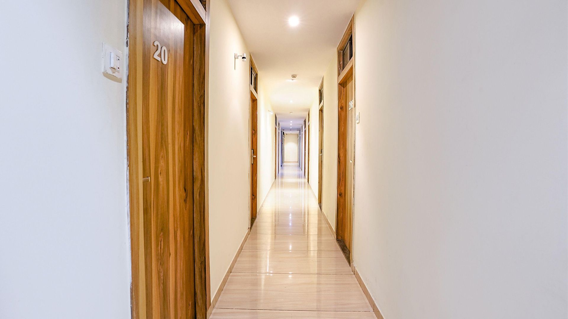 Fabhotel Cozy - Nr International Airport Hotel Mumbai