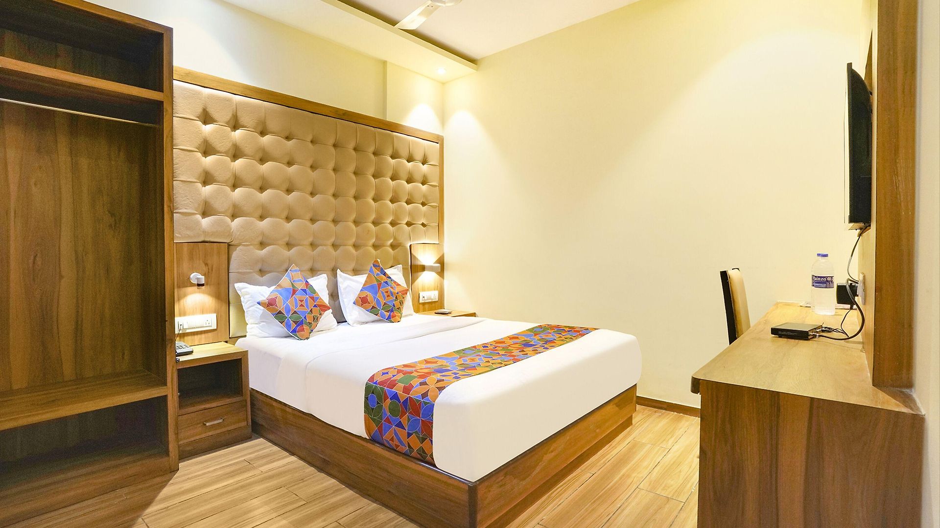 Hotel Fabhotel Cozy - Nr International Airport 3*