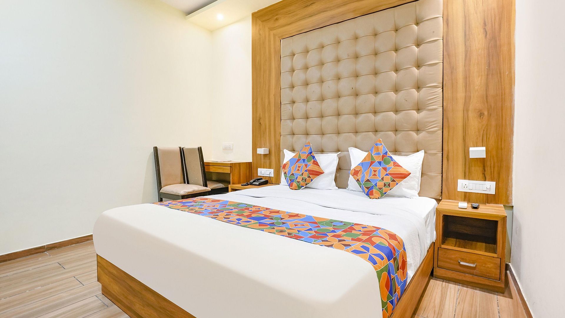 Hotel Fabhotel Cozy - Nr International Airport 3*