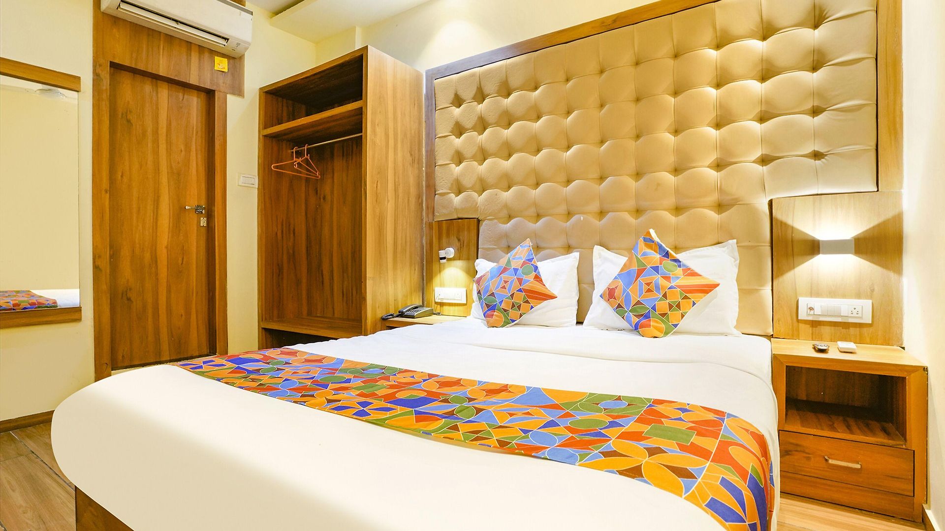 Fabhotel Cozy - Nr International Airport Mumbai