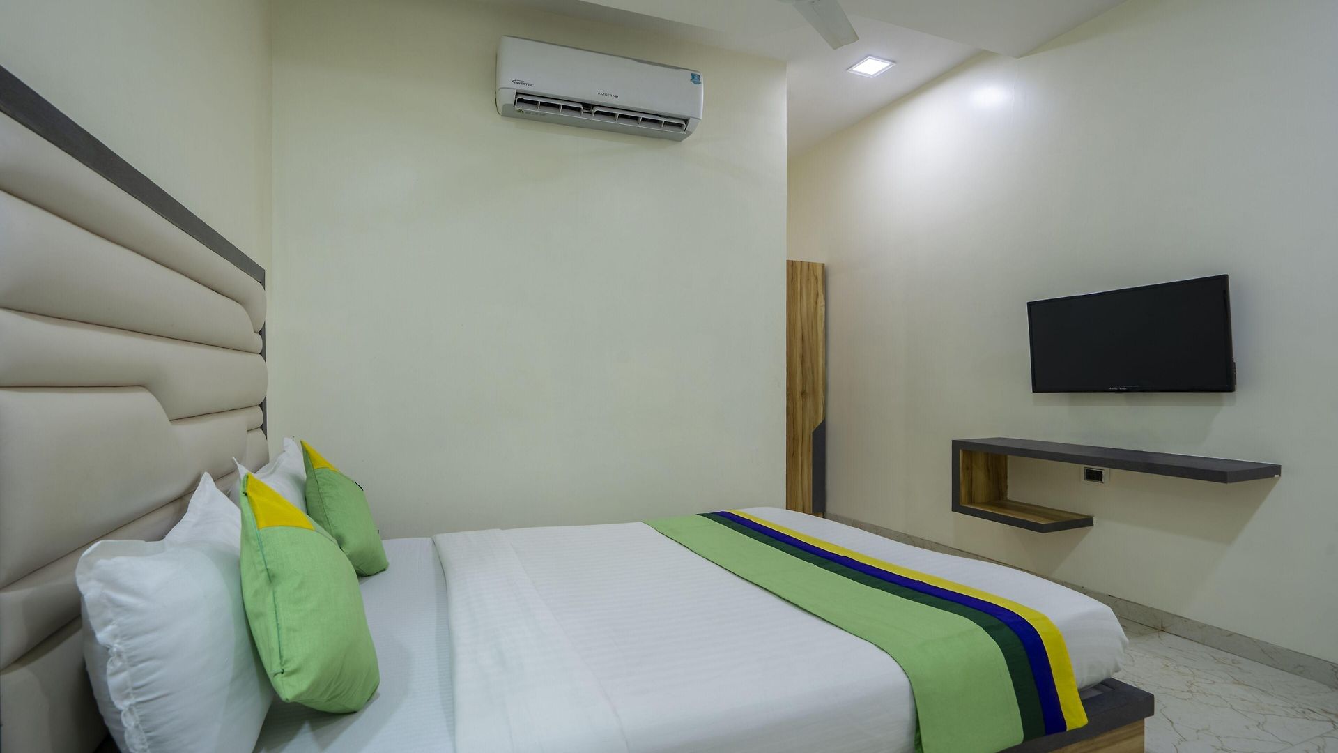 Hotel Treebo Zaid International Powai