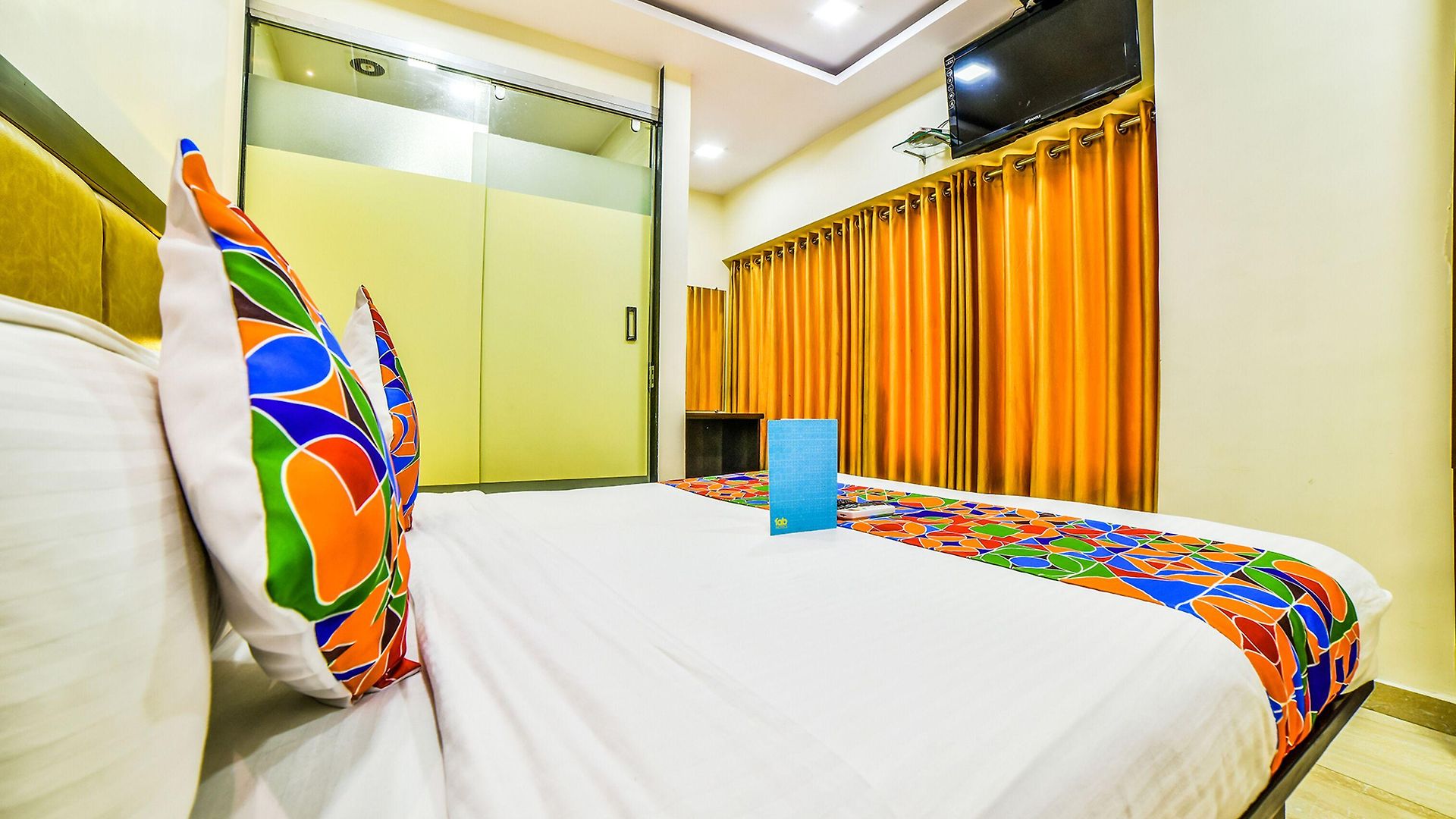 Fabhotel Ascot International Ii
