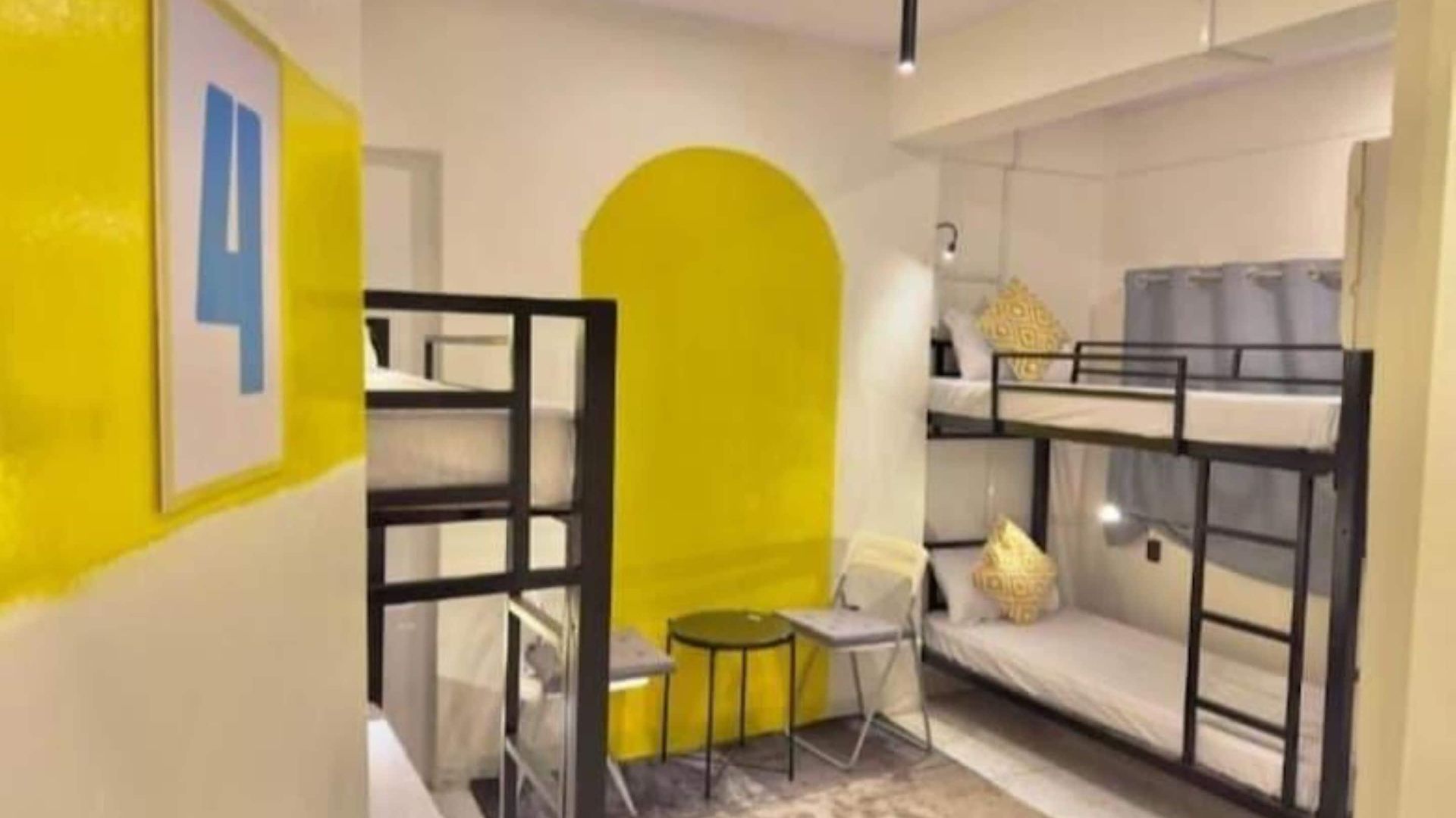 Hostel Locomo Hostel Express - Stay Work Eat *