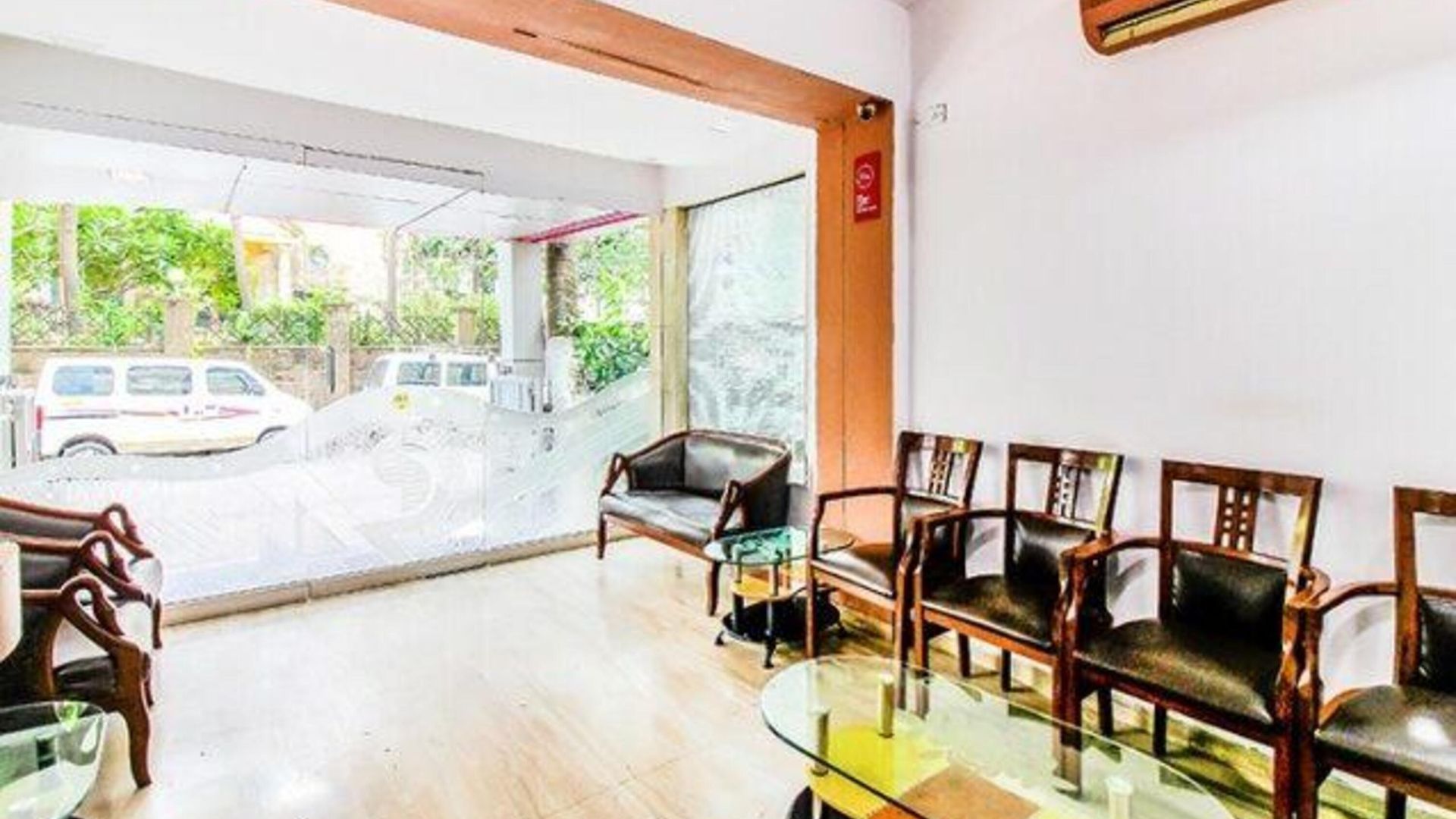 Hotel Satellite 3*