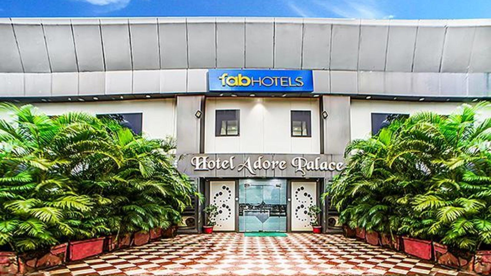 Fabhotel The Adore Palace 3* Mumbai