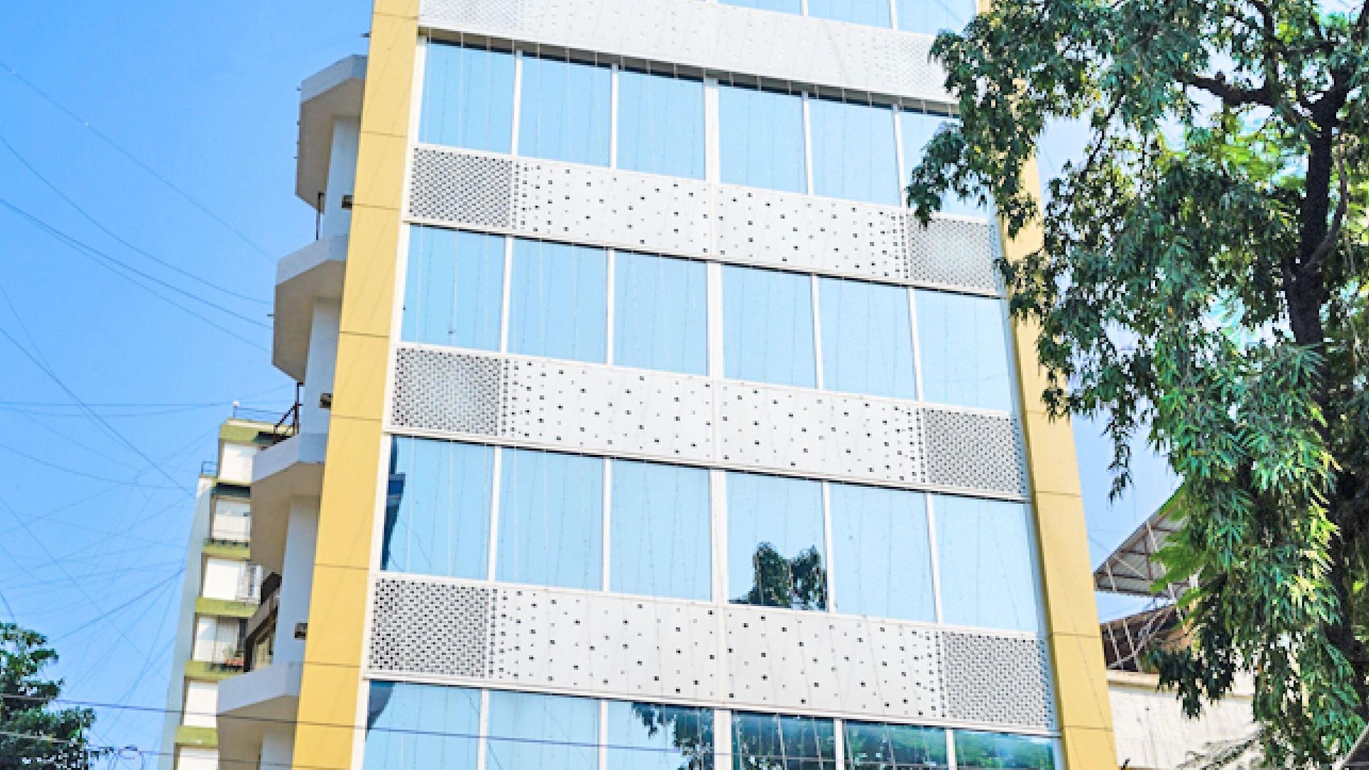 Hotel Bloom Boutique L Bandra 3*