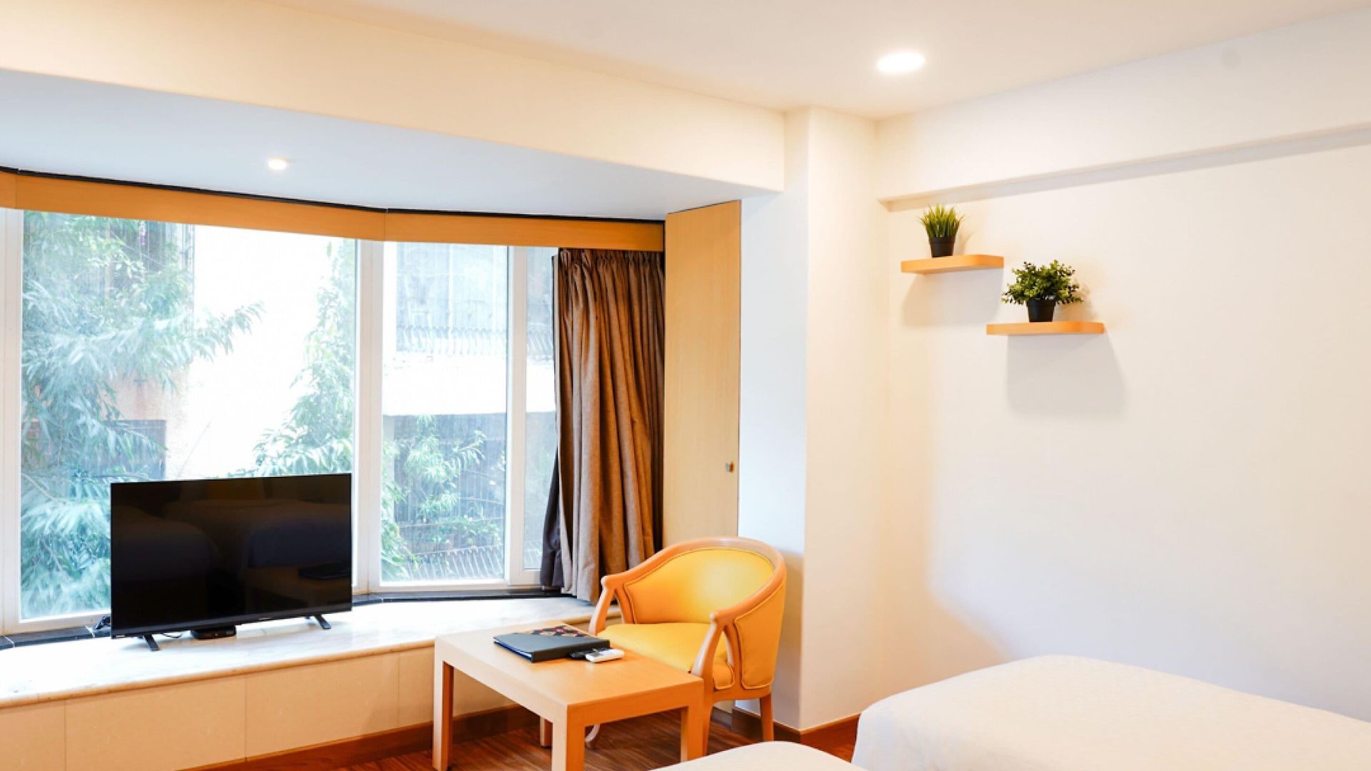 Bloom Boutique L Bandra Hotel