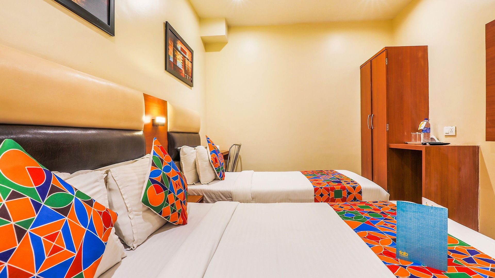 Fabhotel Liwa International - Nr International Airport Hotel Mumbai