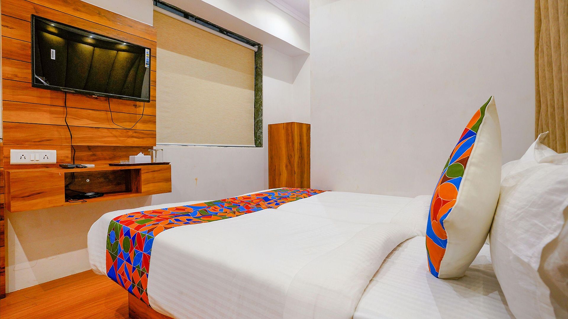 Hotel Fabexpress New Deepak - Nr & Csmt Station 2*