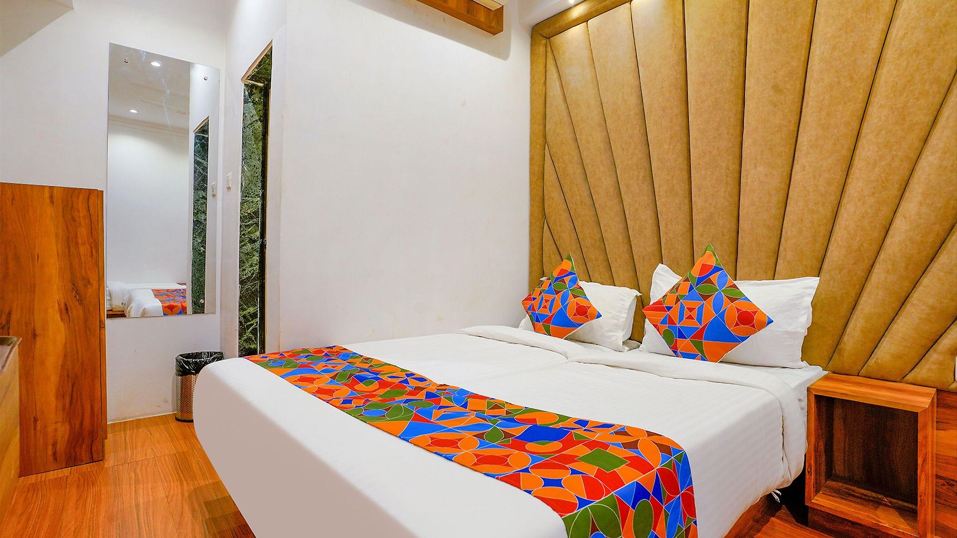 Hotel Fabexpress New Deepak - Nr & Csmt Station 2*