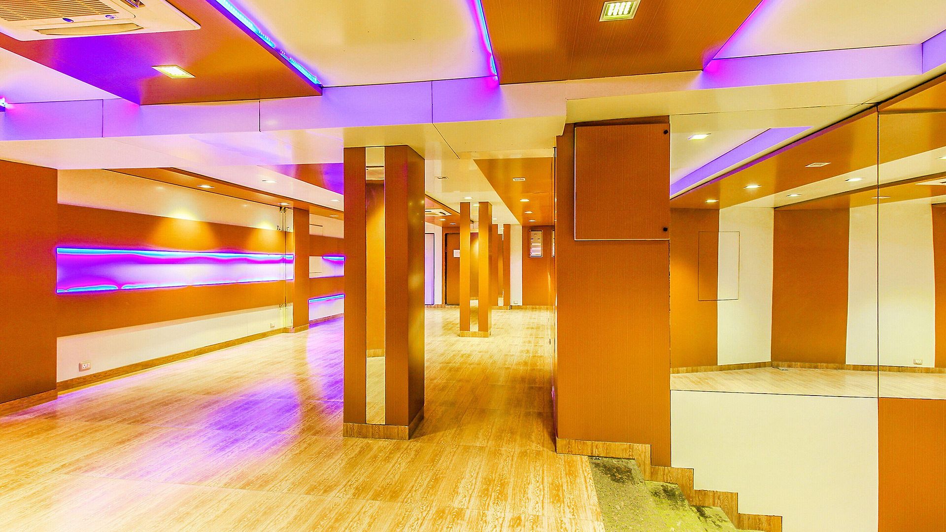 Fabhotel Sahar Garden - Nr International Airport Hotel