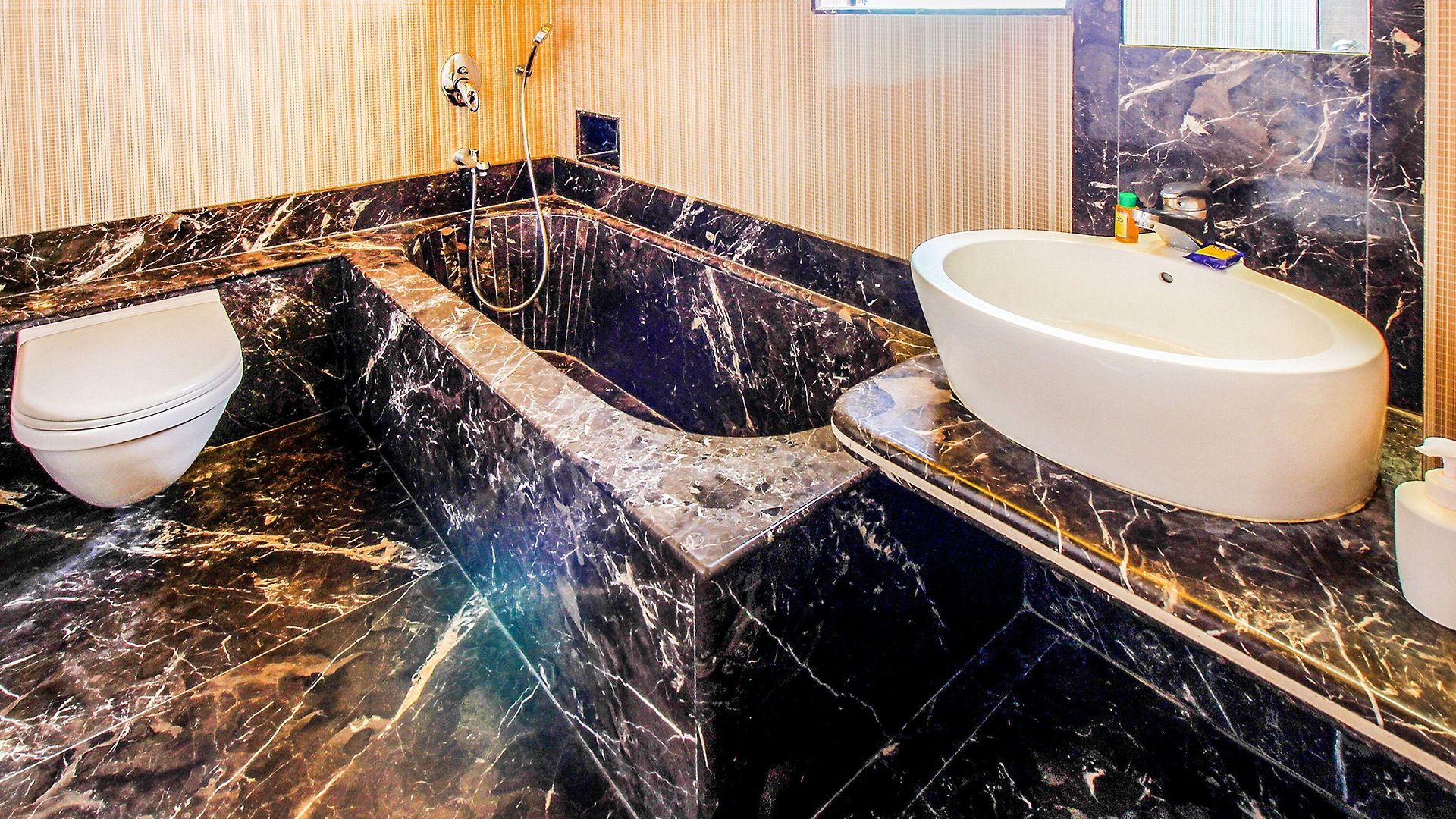 Hotel Fabhotel Sahar Garden - Nr International Airport 3*